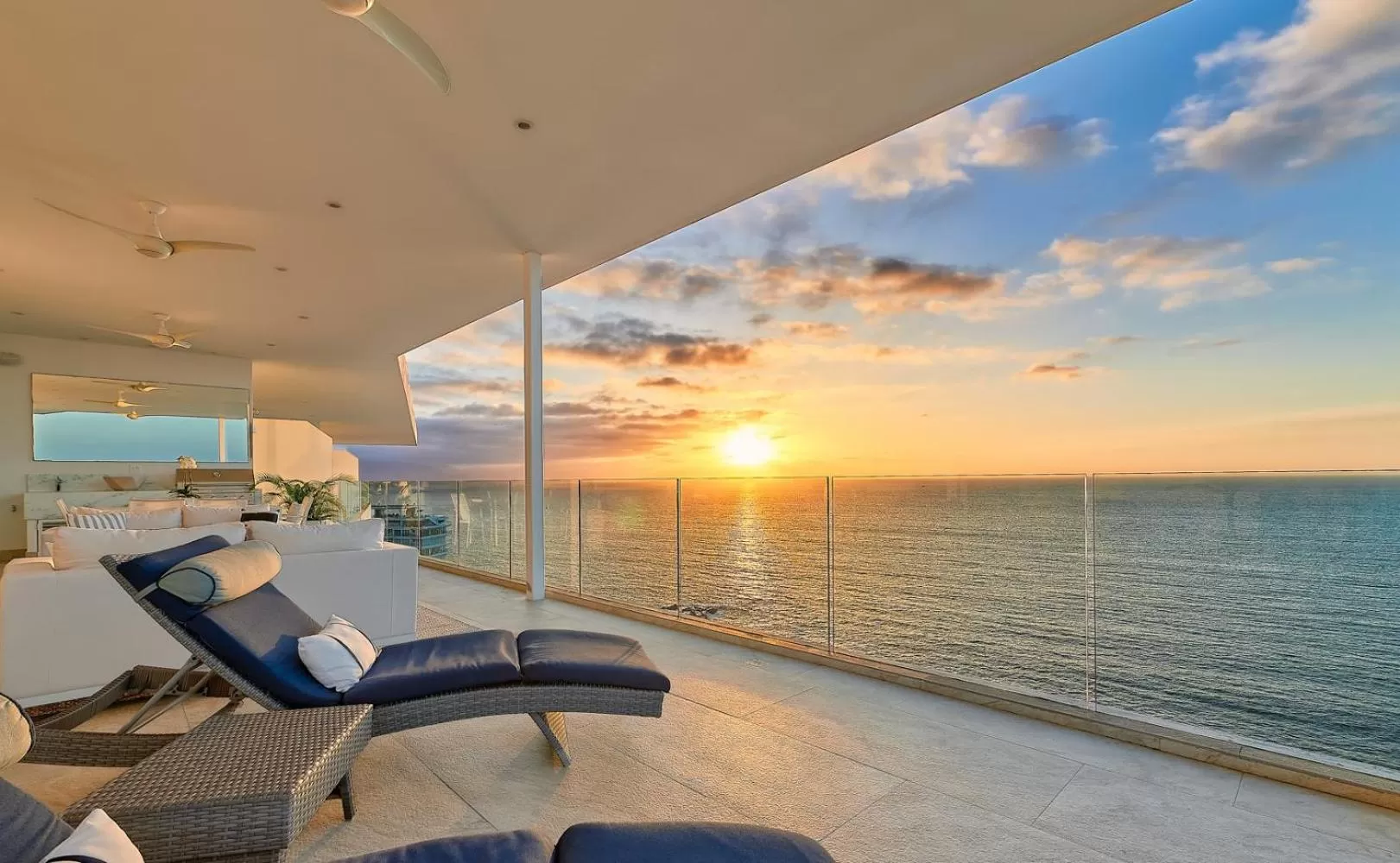 Balcony/Terrace in Maxwell Residences at Indah