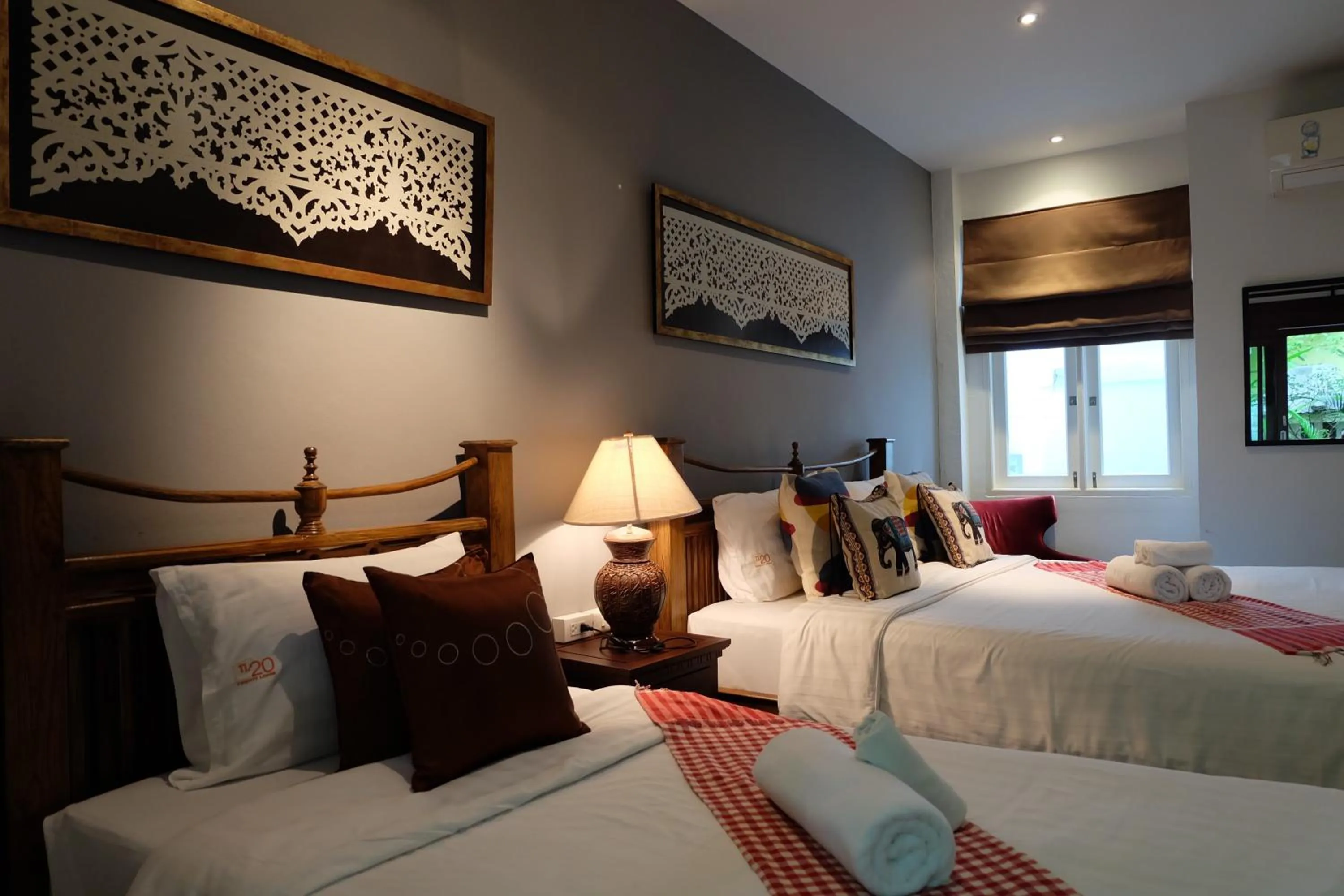 Bed in The Twenty Lodge