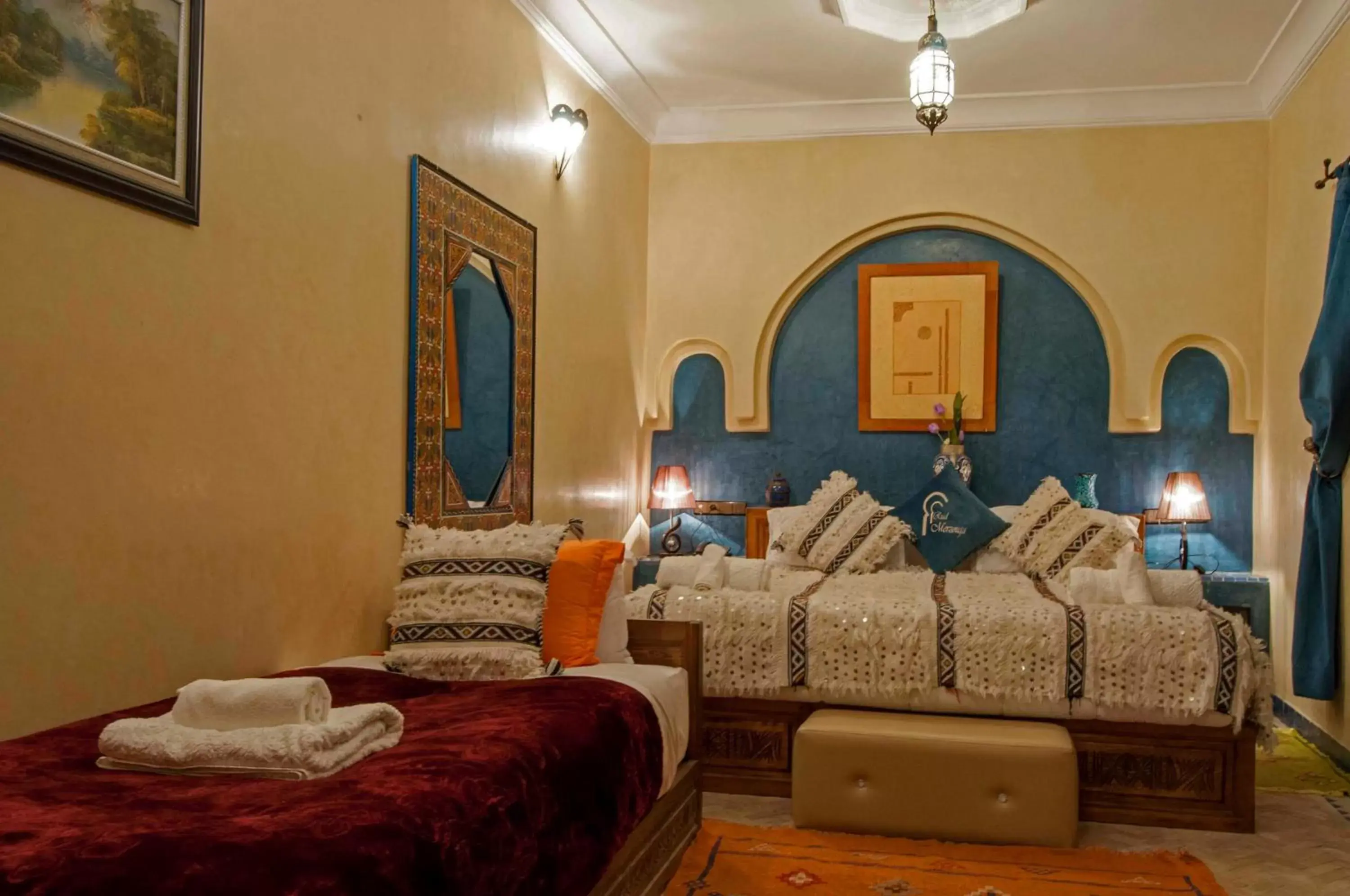 Deluxe Double or Twin Room in Riad Merzouga Deluxe Double or Twin Room in Riad Merzouga