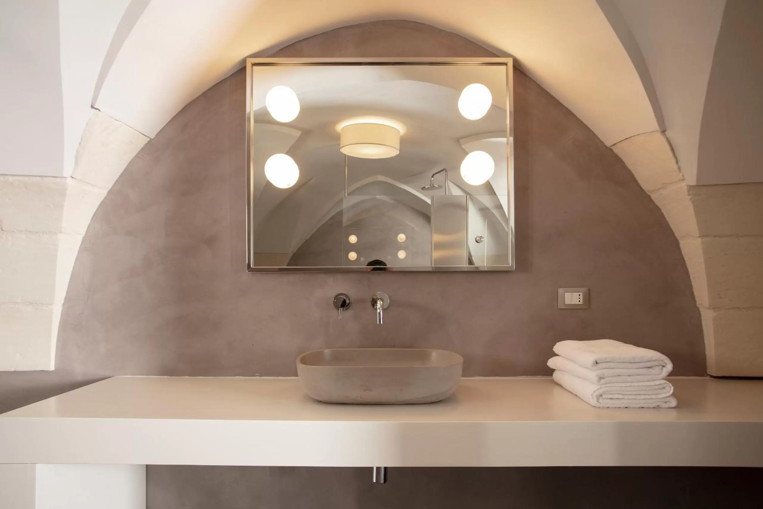 Bathroom in Palazzo dei Tolomei