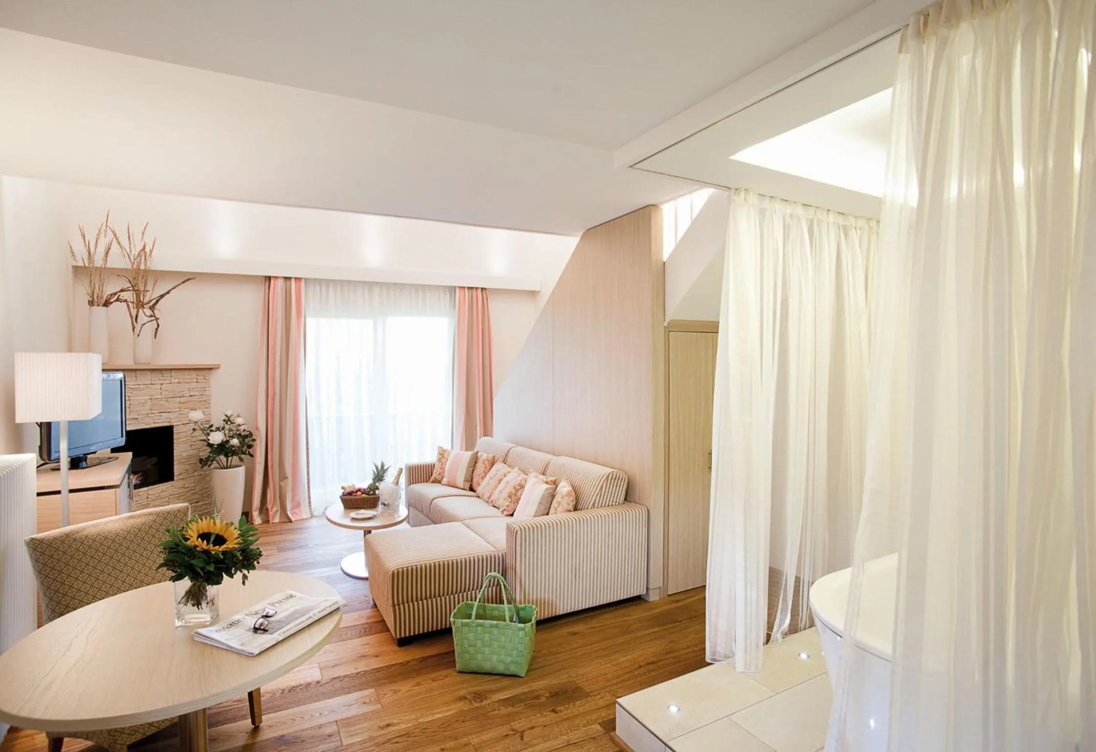 Photo of the whole room, Bed in Hotel Sonnengut Wellness - Therme - Spa