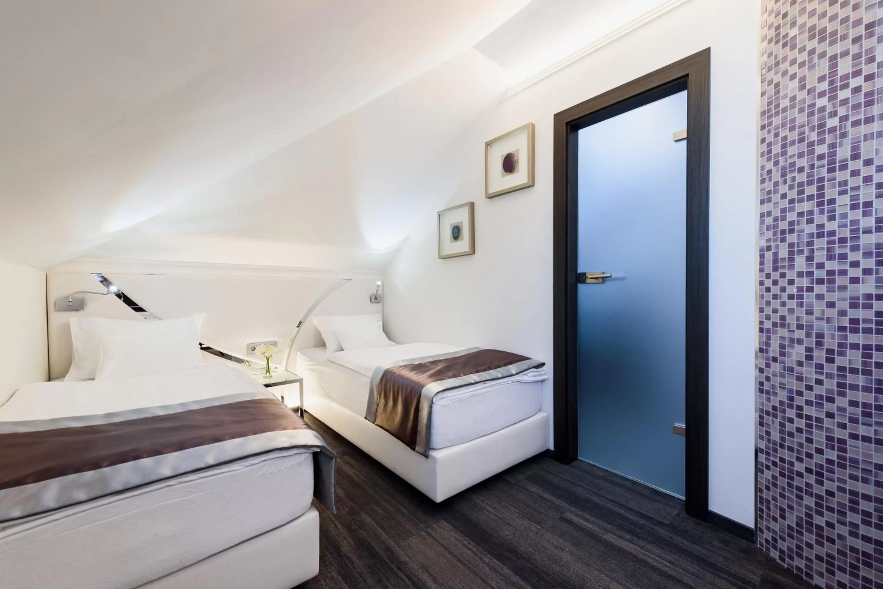 Bedroom, Bed in RQ Boutique & Unique Hotel