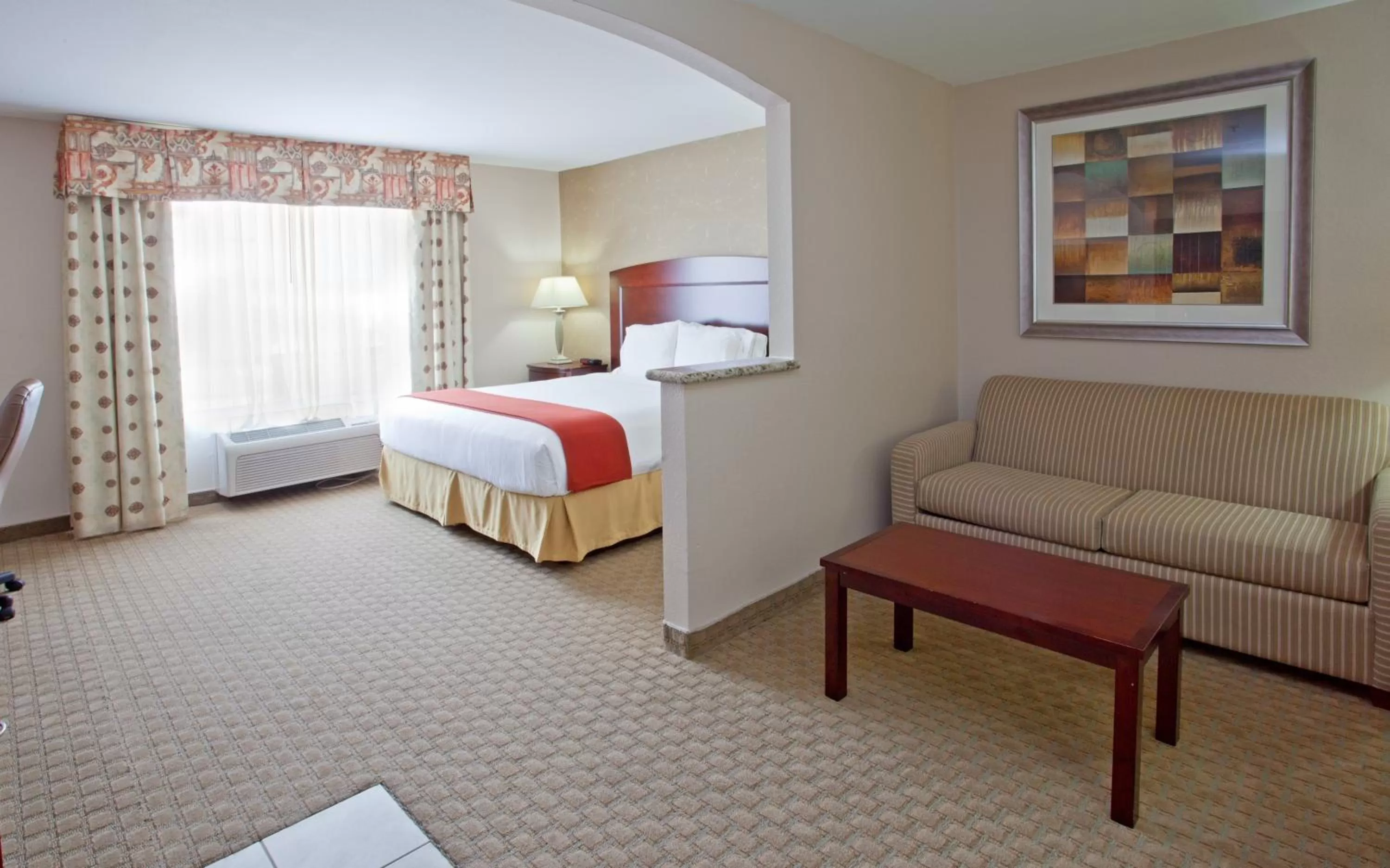 Bedroom, Bed in Holiday Inn Express & Suites College Station by IHG
