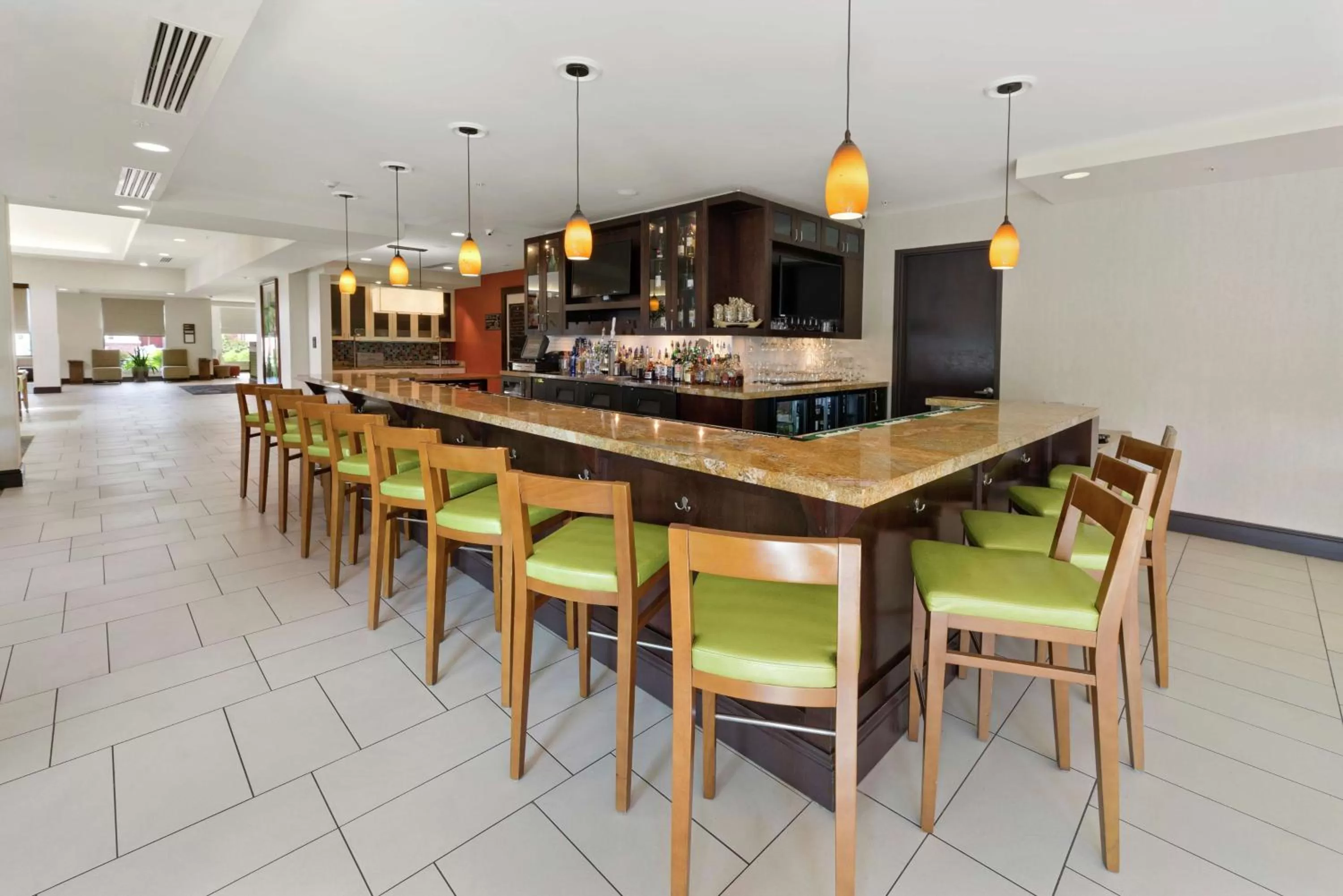 Lounge or bar in Hilton Garden Inn Lawton-Fort Sill