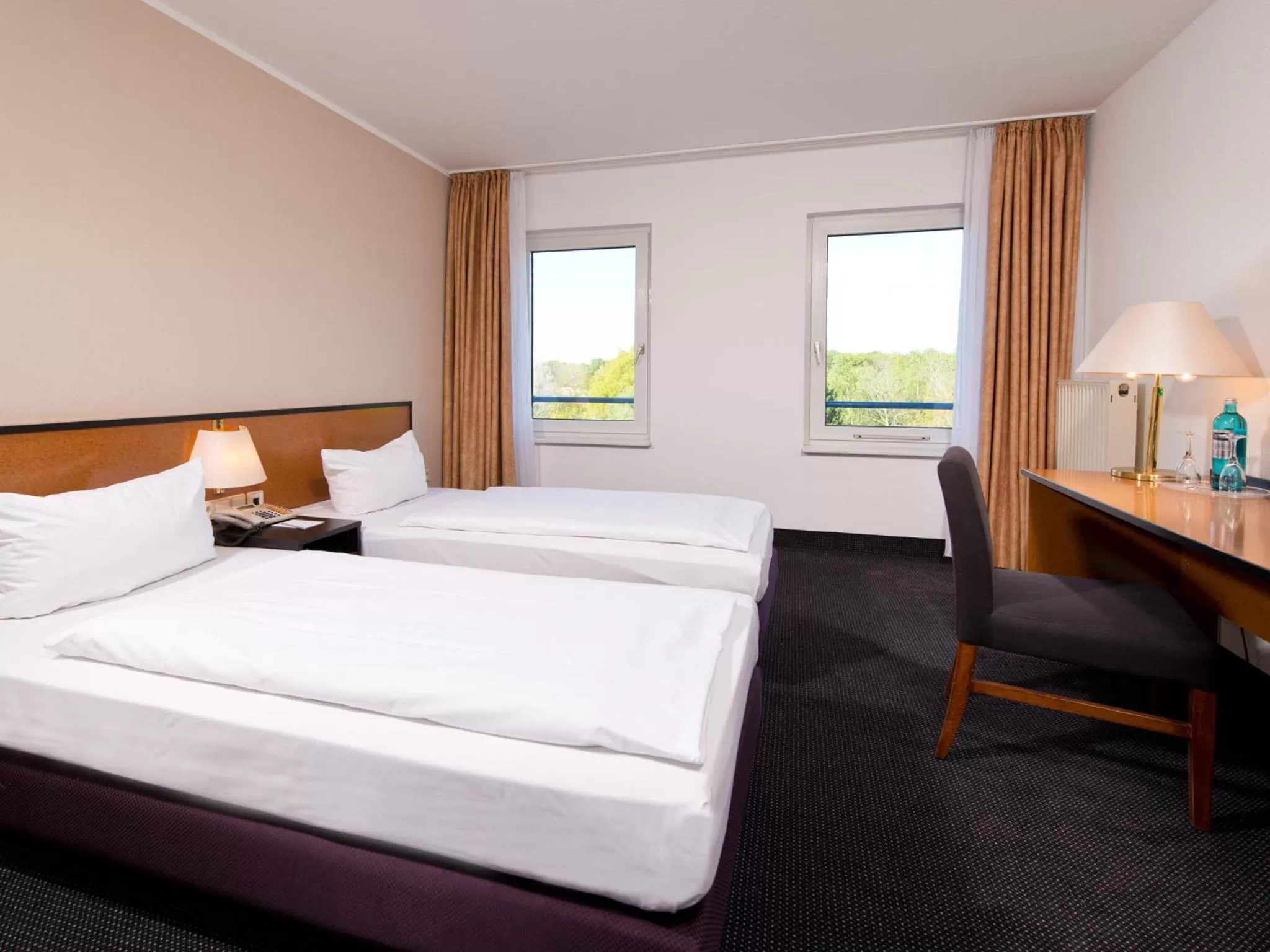 Economy Double Room in ACHAT Hotel Frankfurt Airport