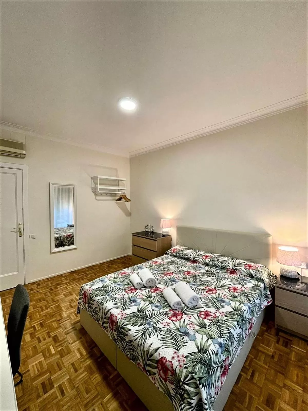 Bed in Villarroel habitaciones