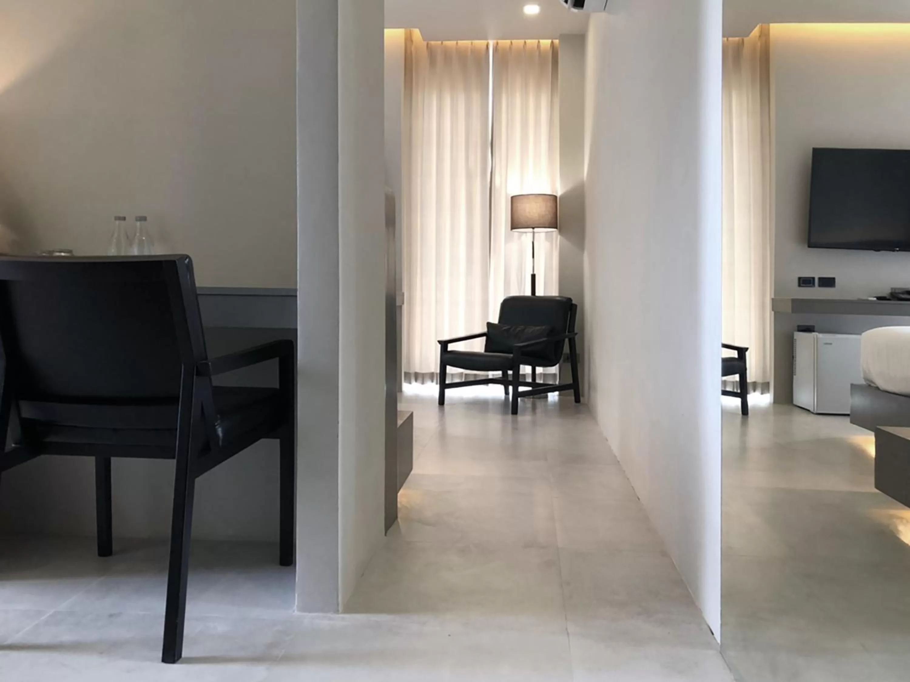 Seating area in Doowall Hotel