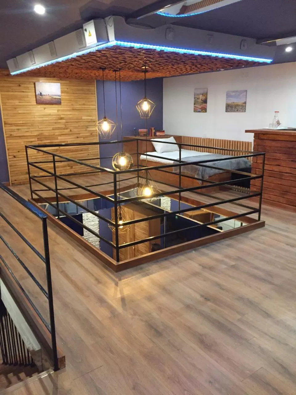 Photo of the whole room in WINE & ROSE BOUTIQUE HOTEL