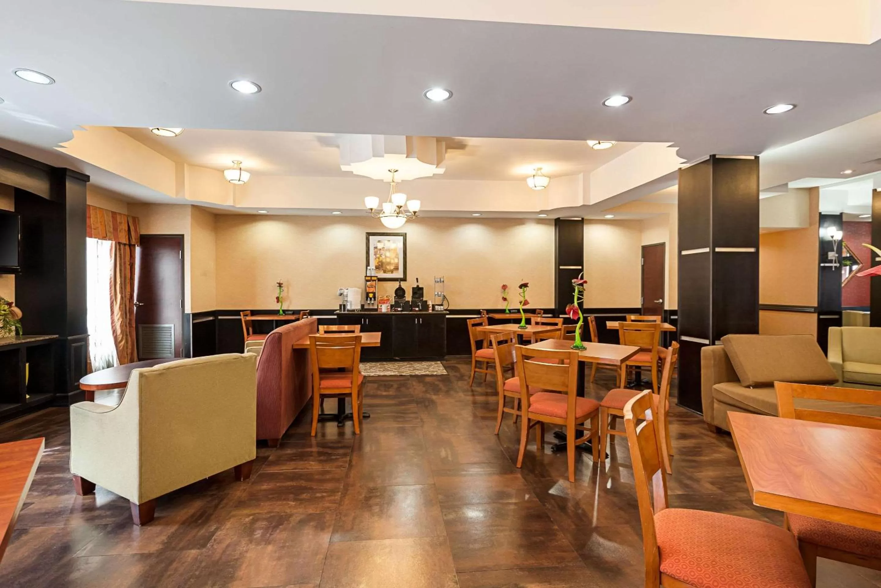 Restaurant/places to eat in Comfort Suites Sulphur-Lake Charles