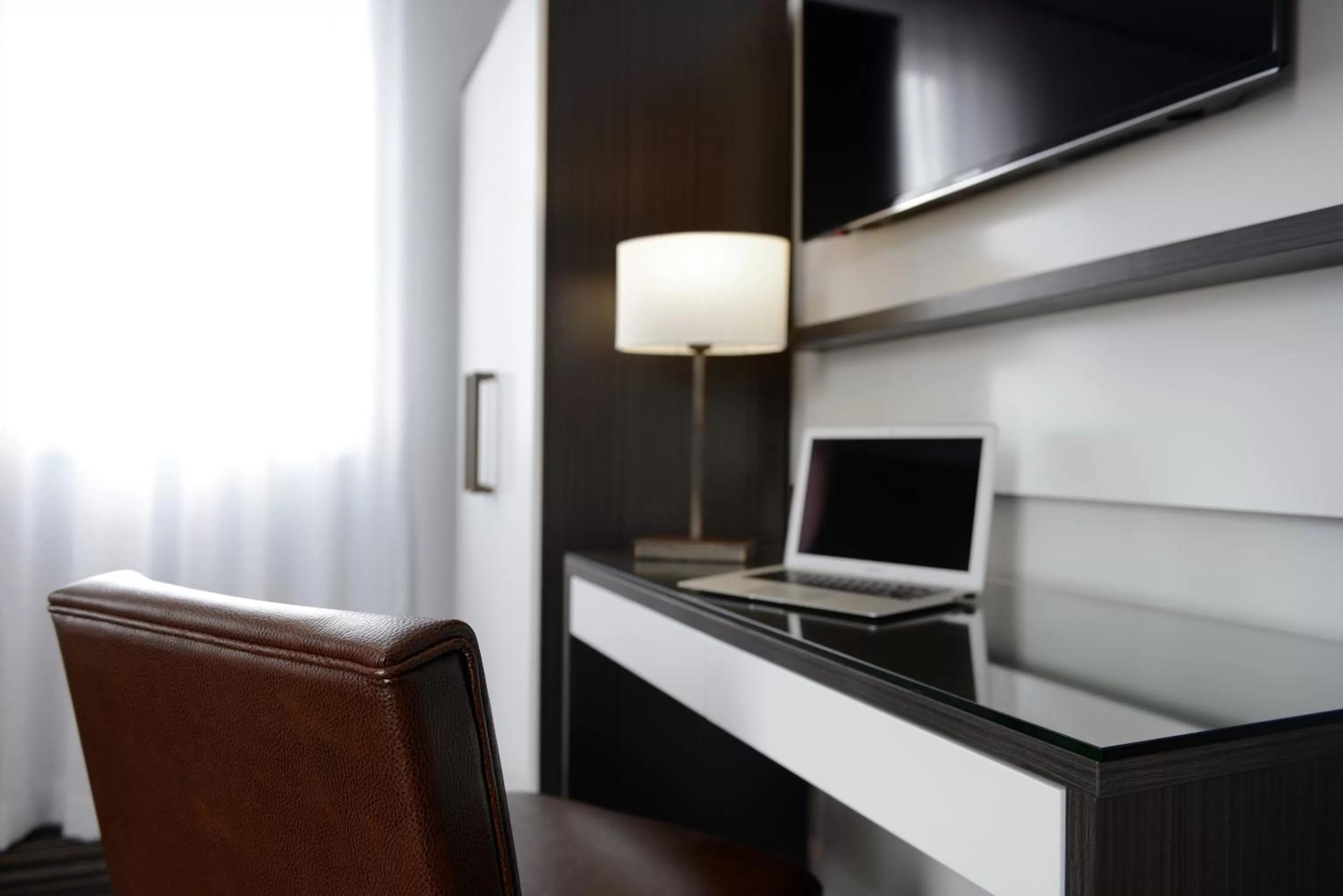 Photo of the whole room in Perouse Randwick by Sydney Lodges