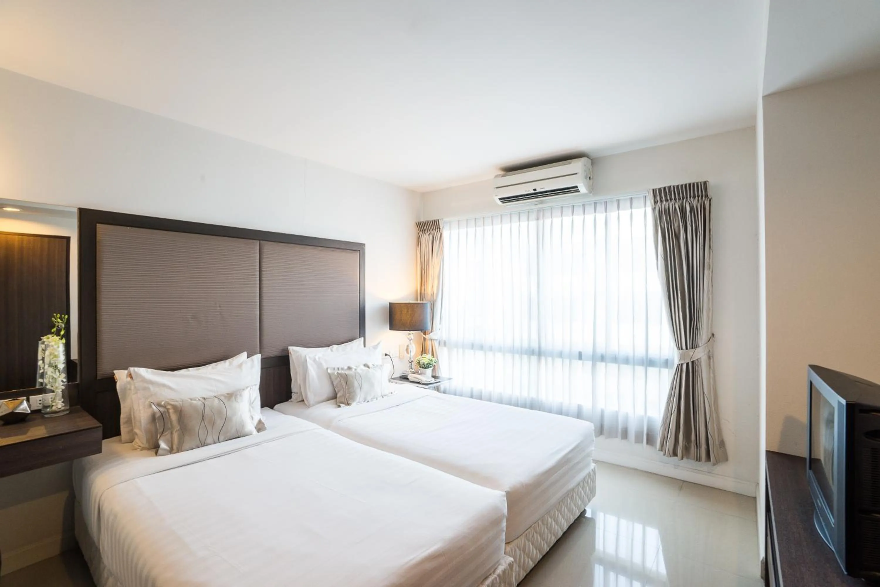 Day, Bed in Beyond Suite