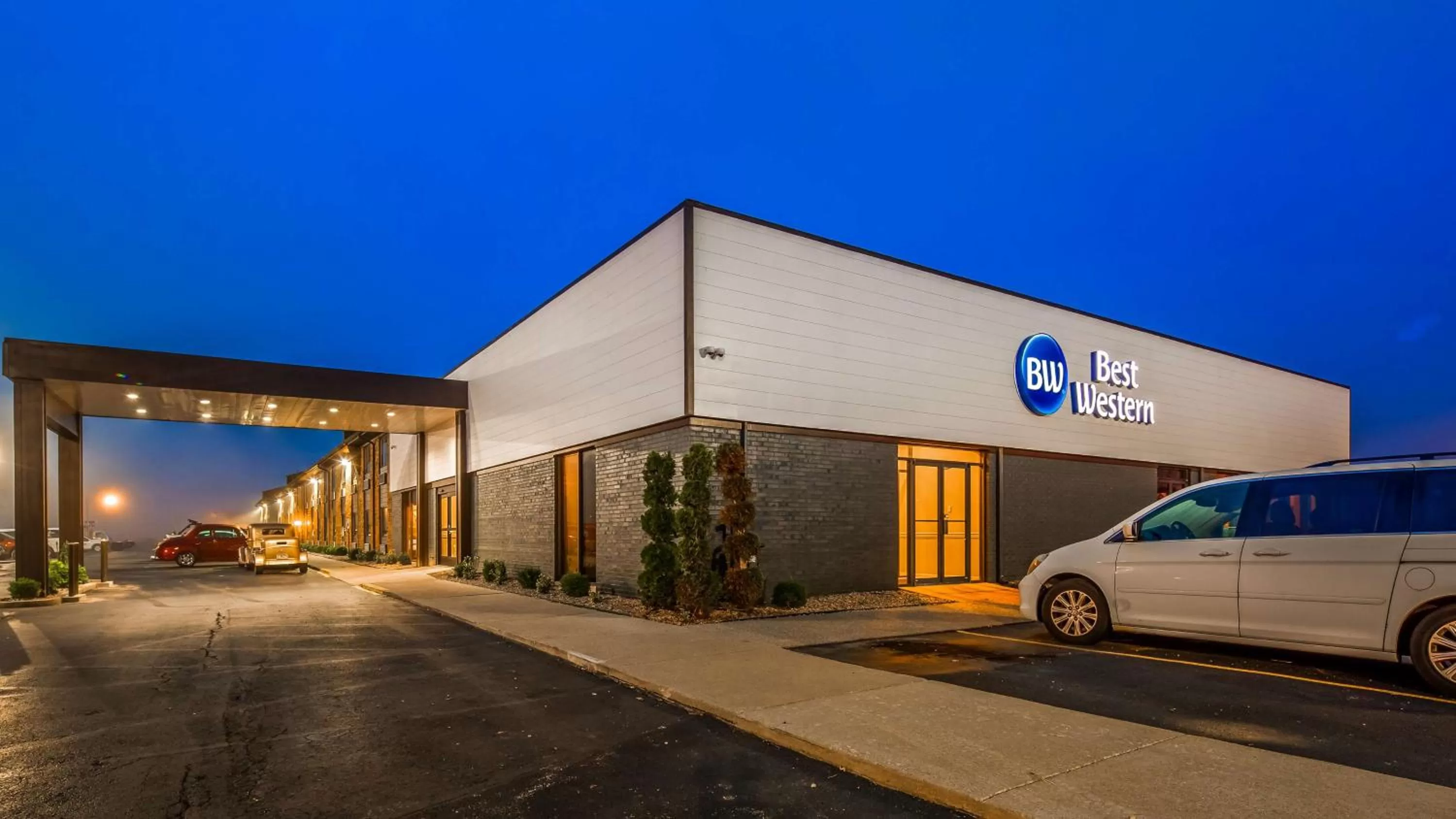 Property building in Best Western Shepherdsville
