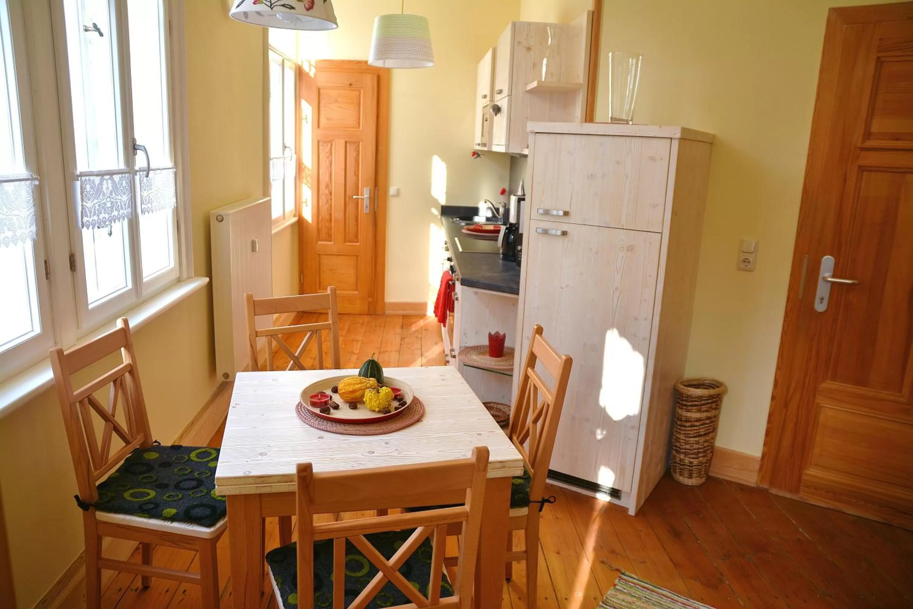 Kitchen or kitchenette, Dining Area in Landgasthof Alter Bahnhof