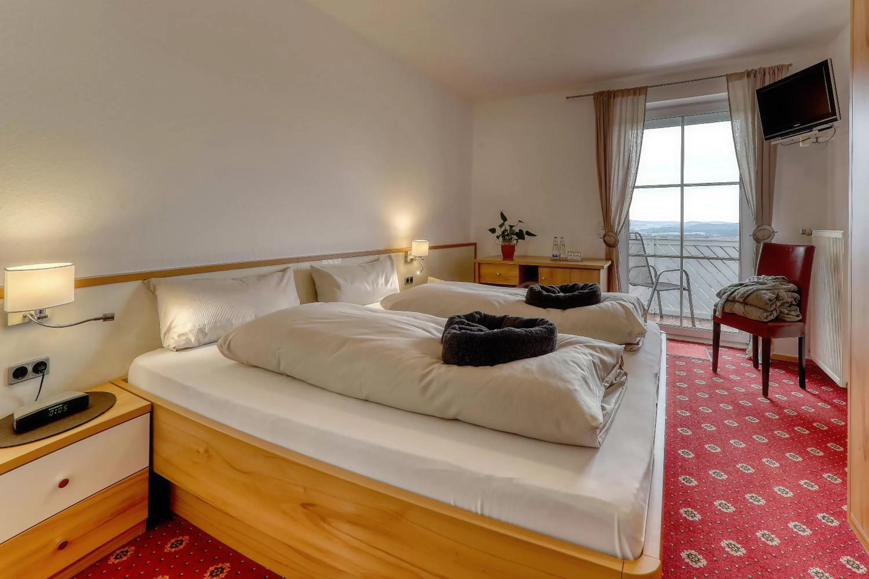 Bedroom, Bed in Hotel "Haus am Berg"