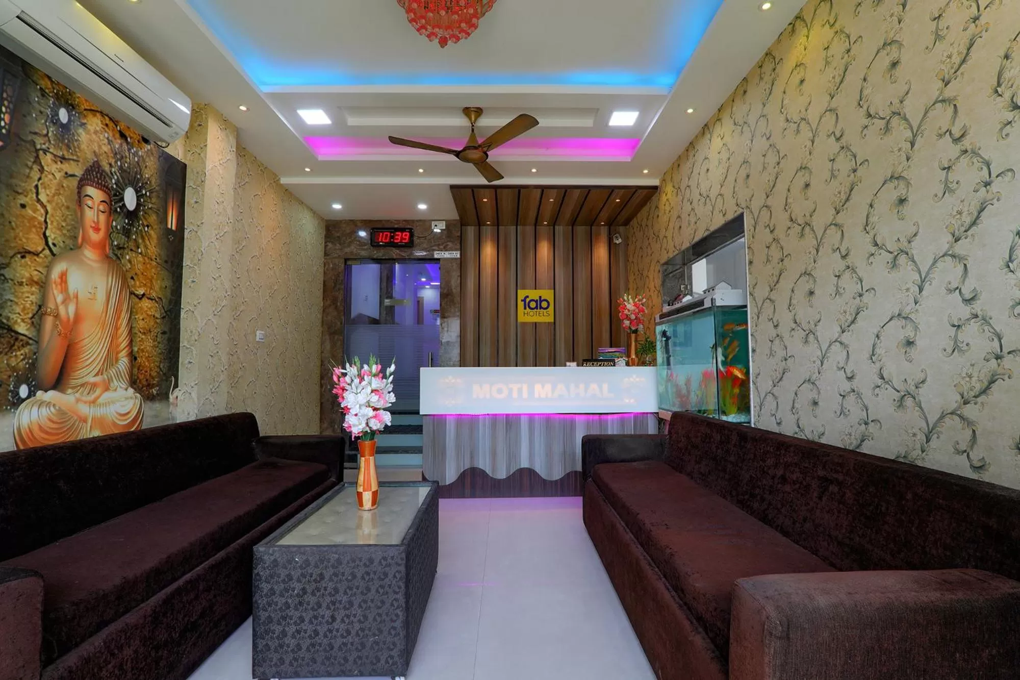 Via Moti Mahal - Sarnath museum