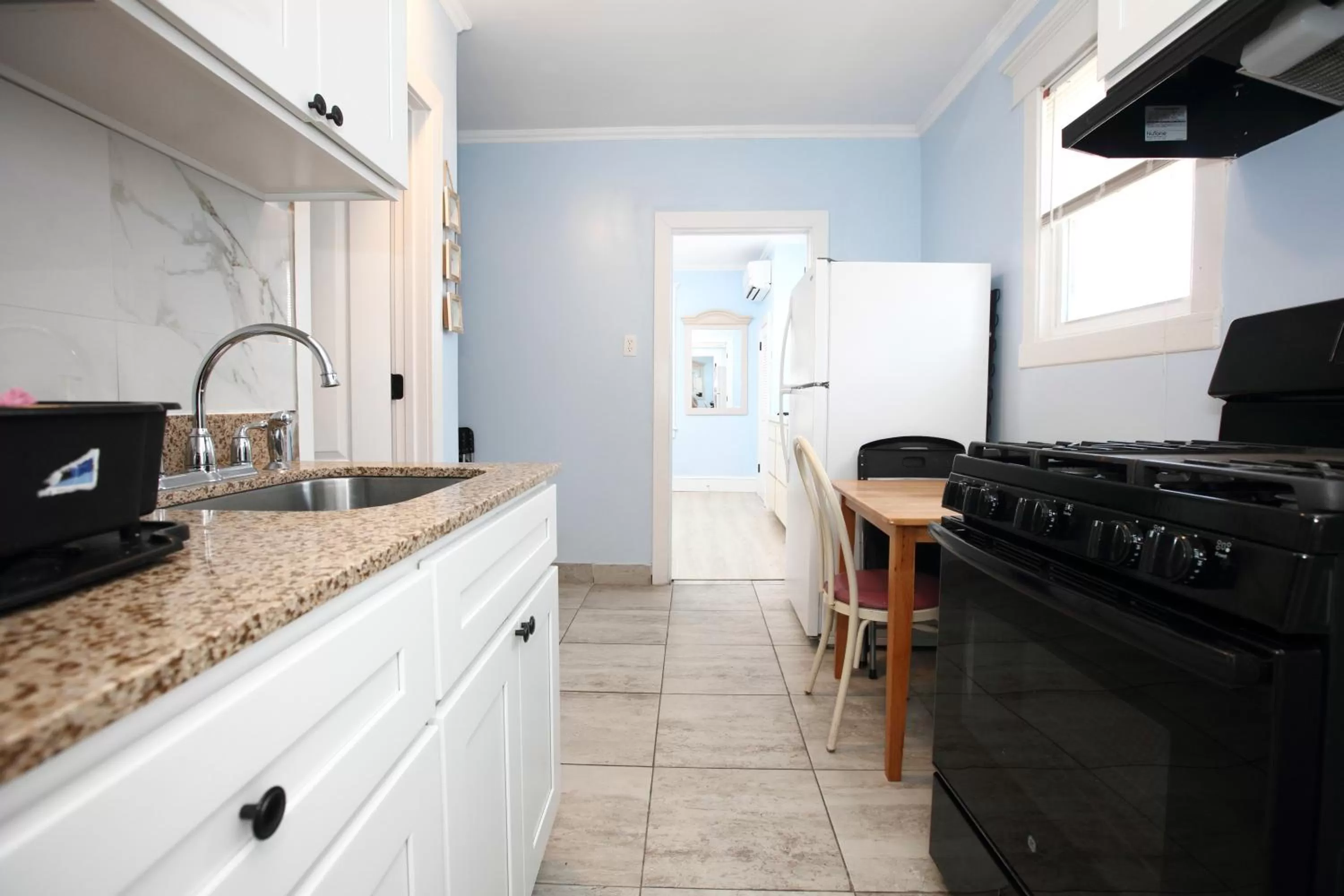 Kitchen or kitchenette, Kitchen/Kitchenette in Garfield Beach House