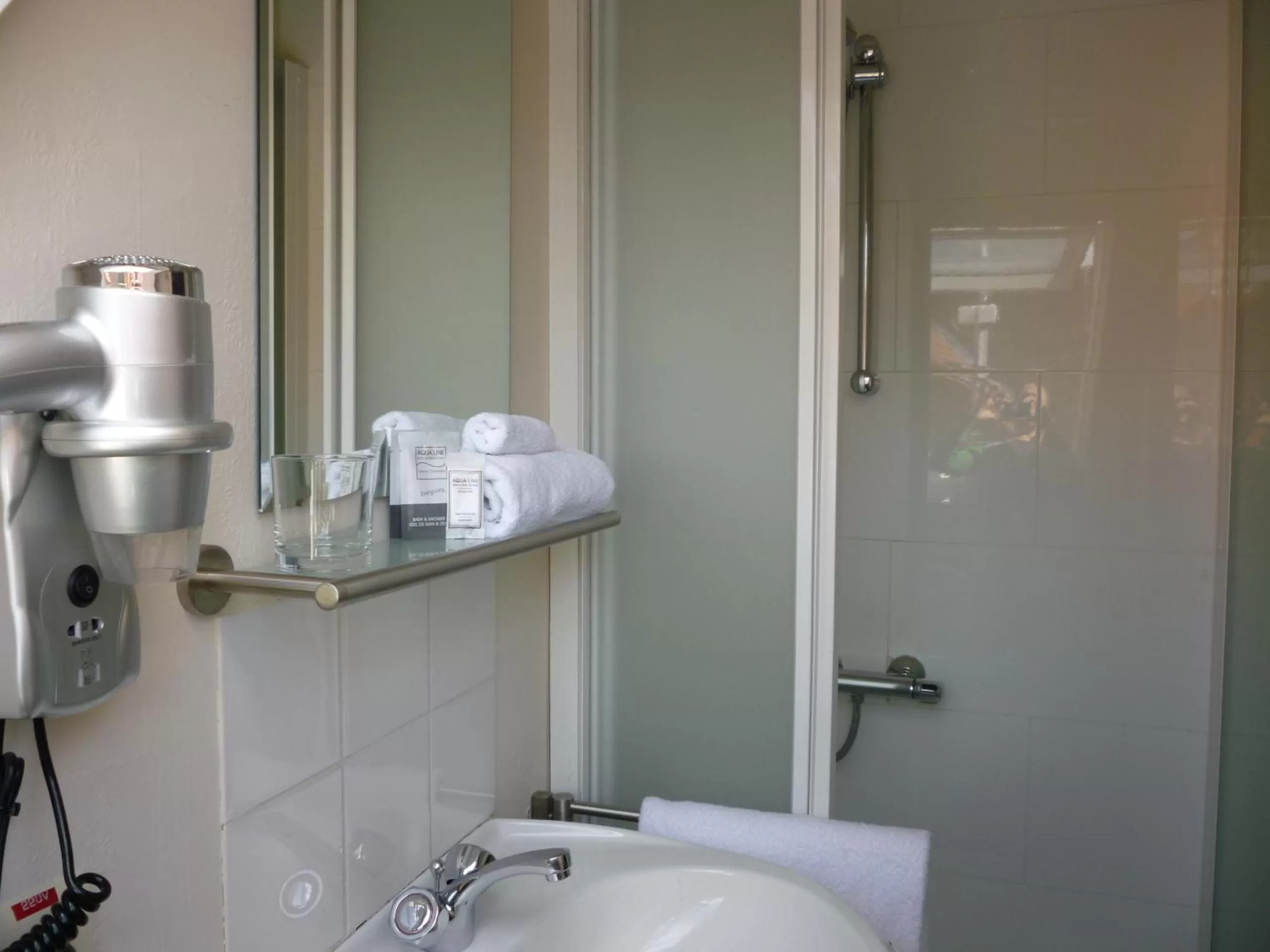 Bathroom in Hotel Ambrosia