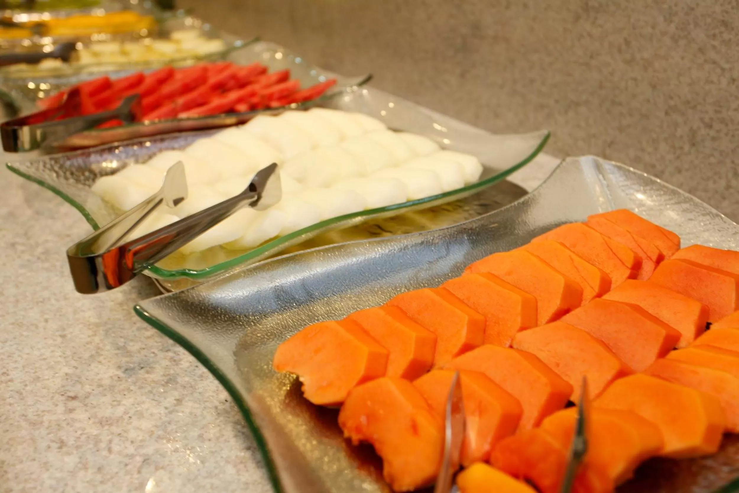 Food in Elegance Praia Hotel