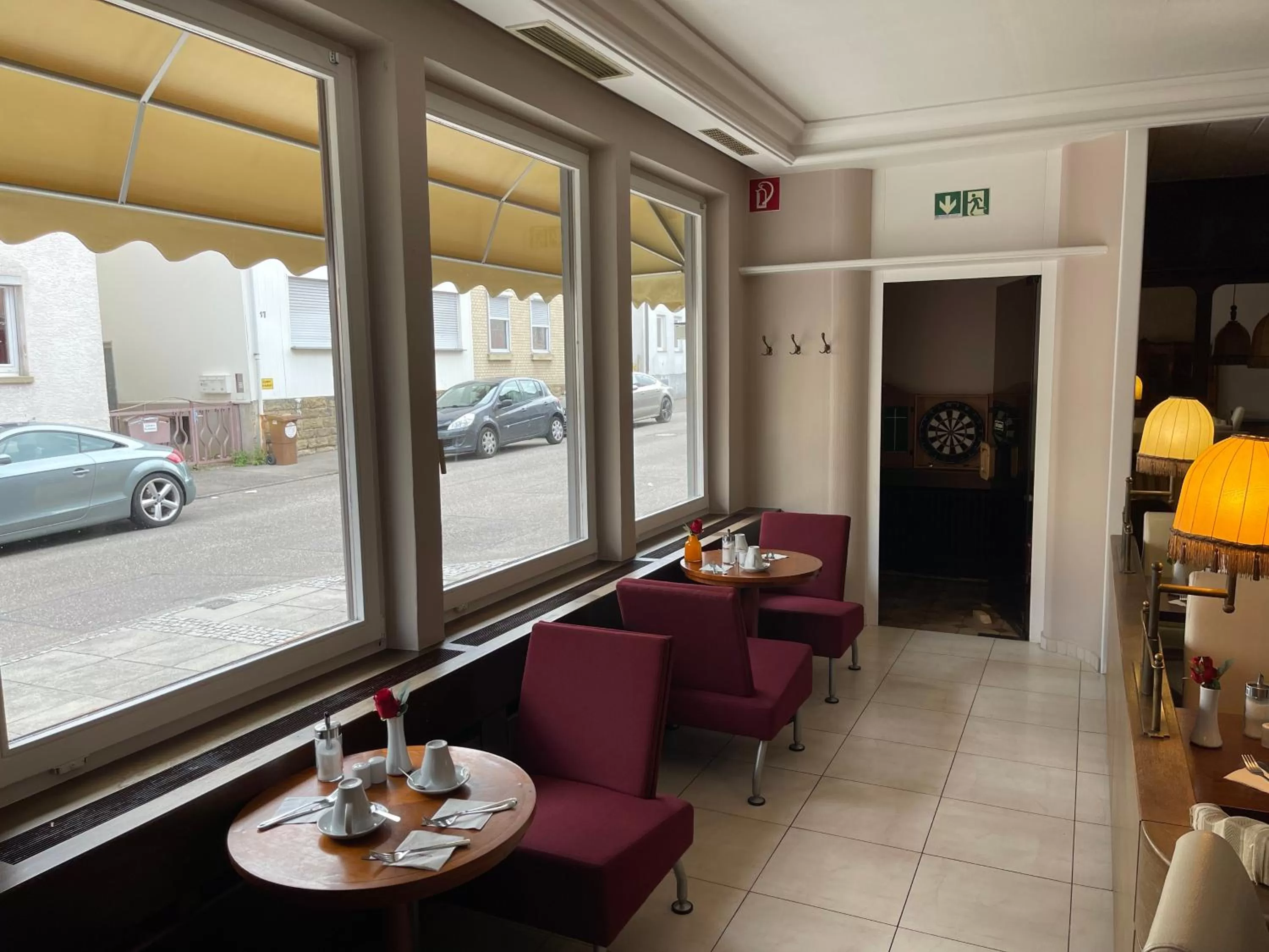 Restaurant/places to eat in Hafner Hotel- Apartment