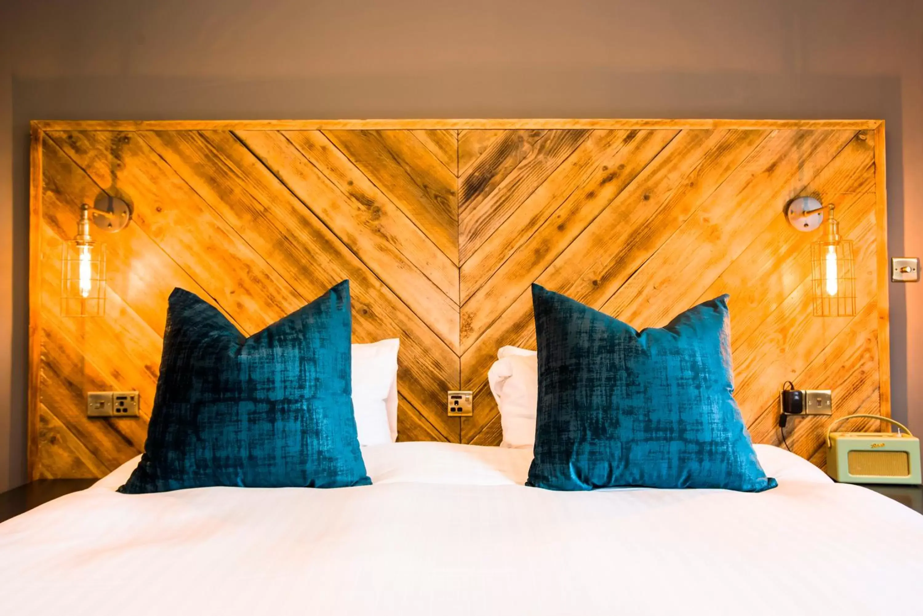 Superior Double or Twin Room in The Lodge Duxford Superior Double or Twin Room in The Lodge Duxford