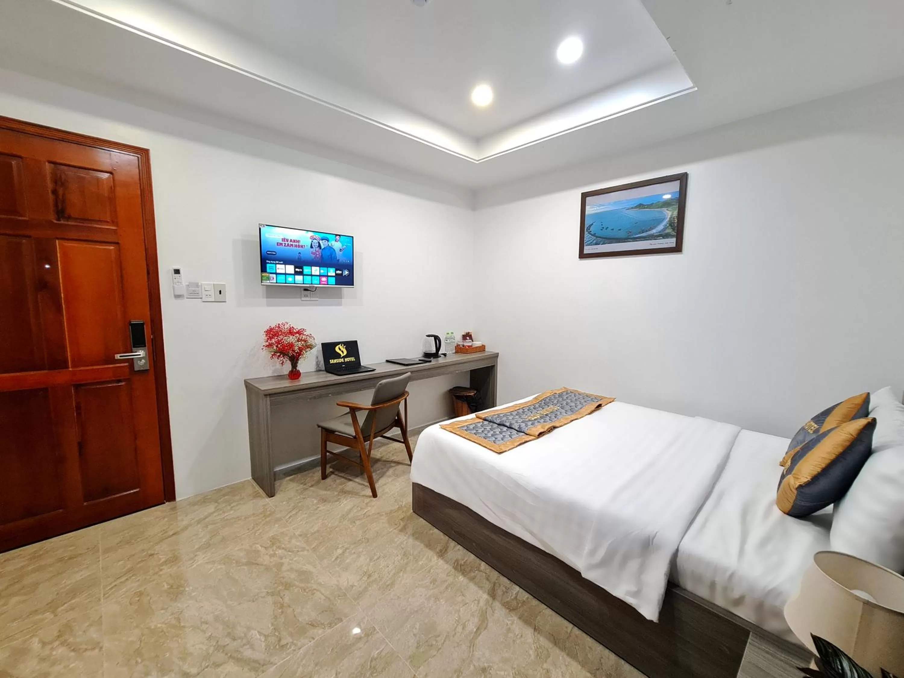 Bed in Seaside Hotel - Rach Gia