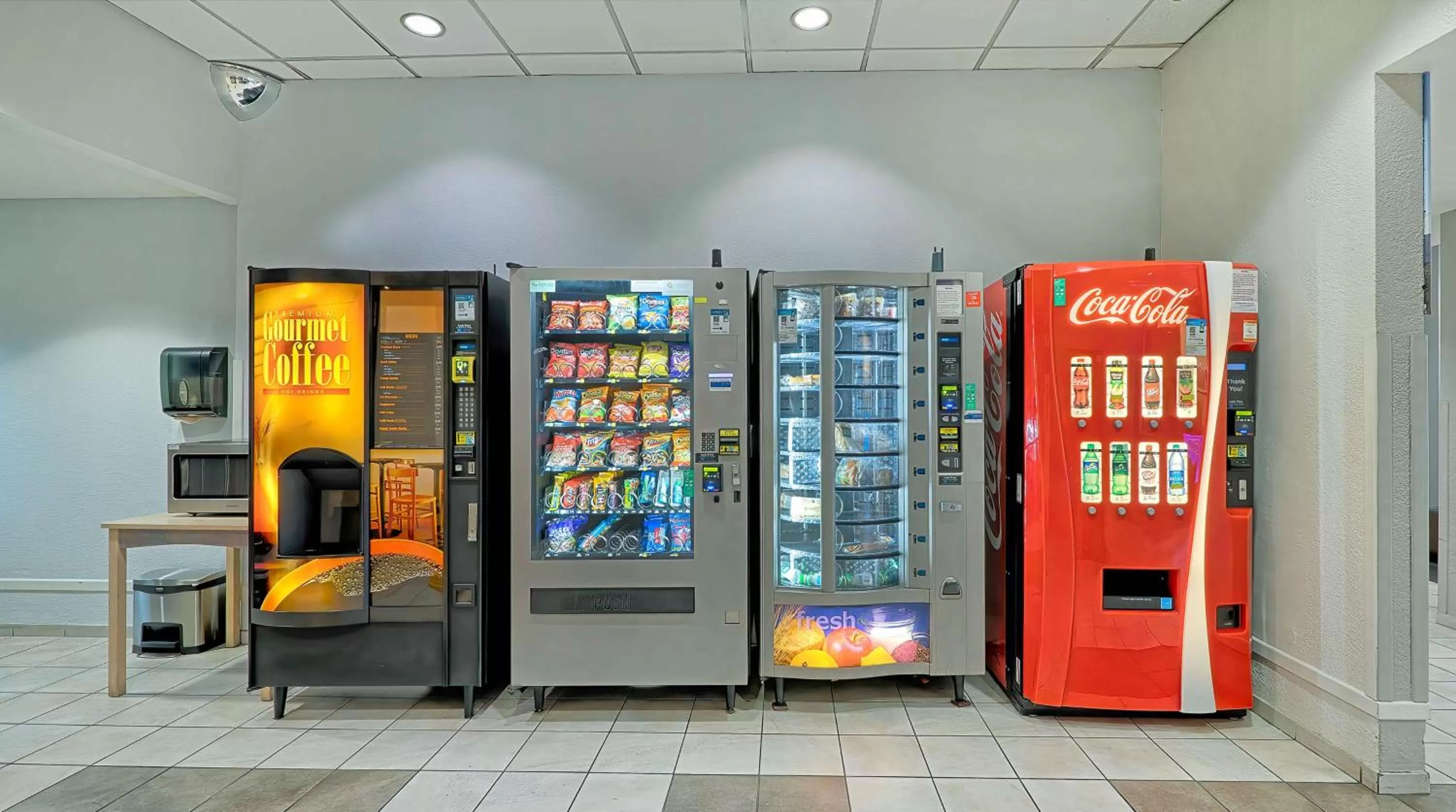 Property building in Motel 6-Los Angeles, CA - Los Angeles - LAX