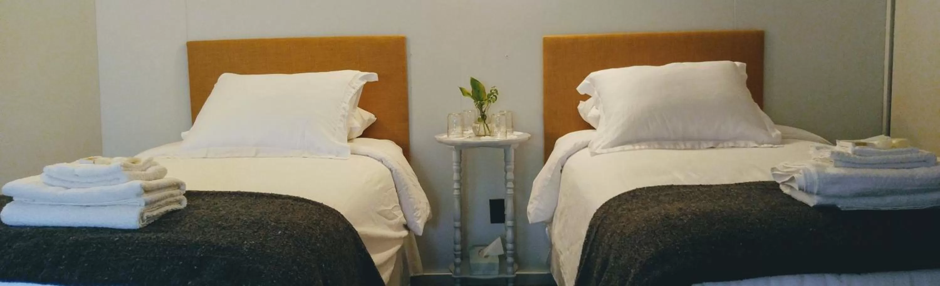 Bed in Pine Hill Arms Hotel