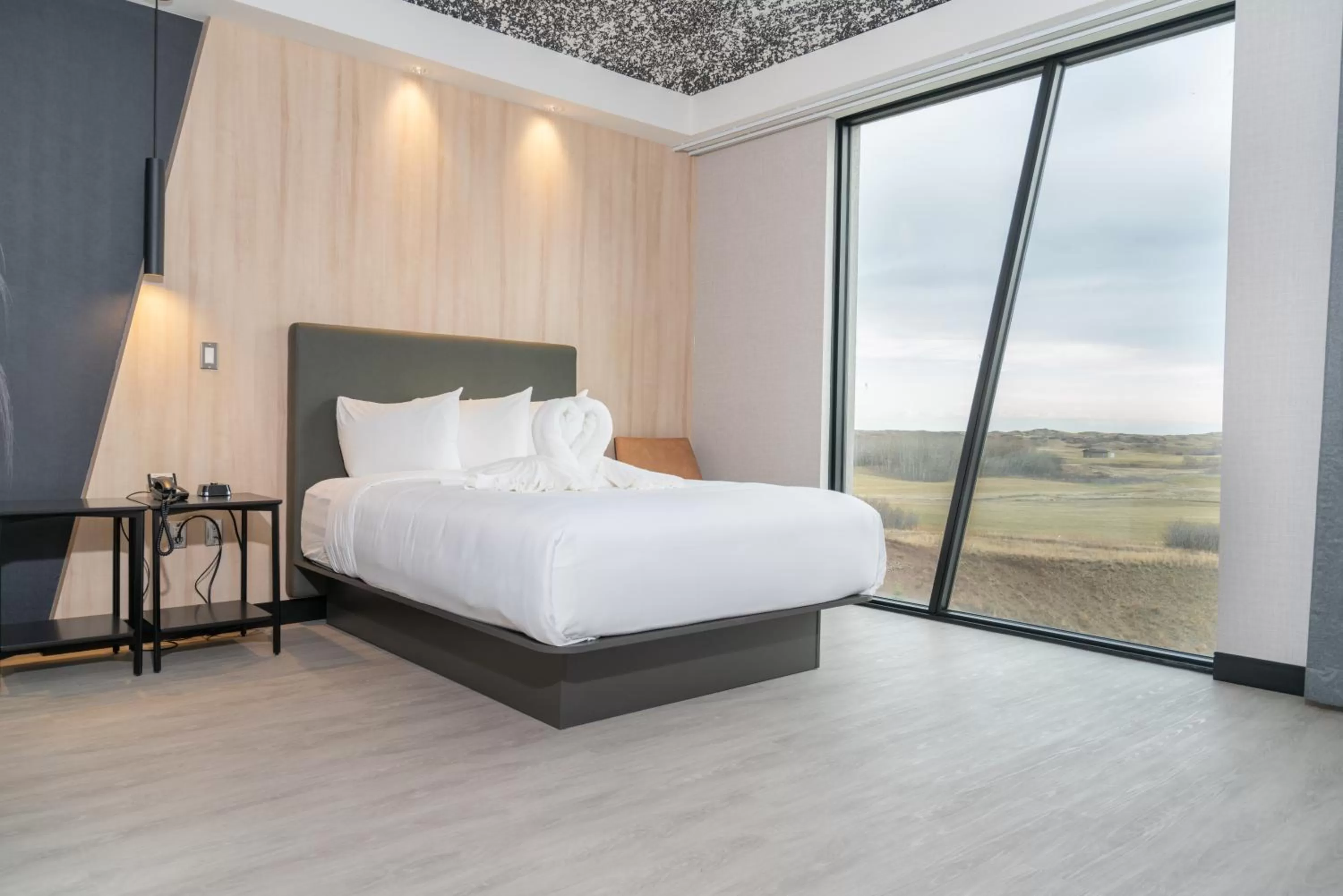 Bed in Dakota Dunes Resort