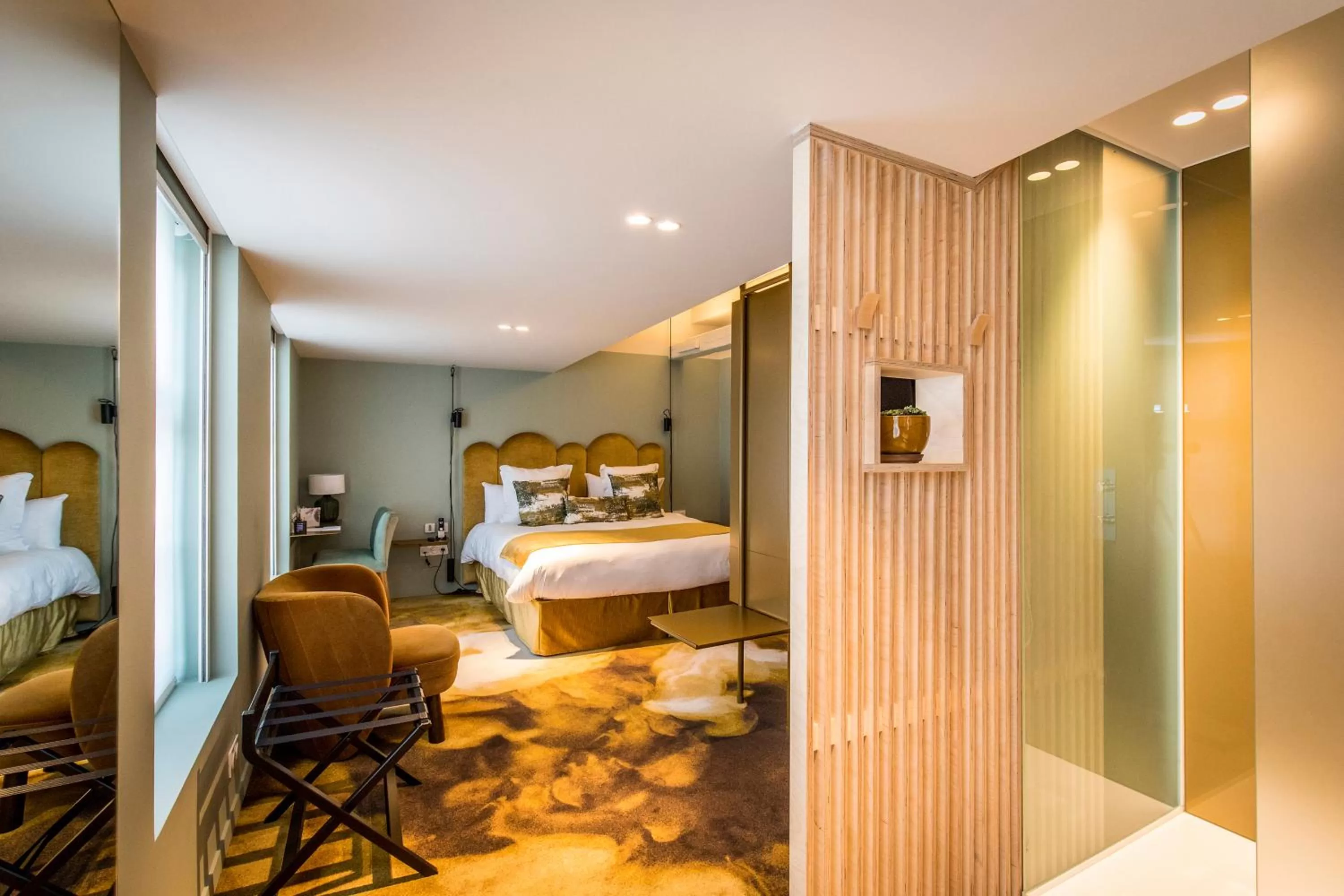 Photo of the whole room, Bed in Clarance Hotel Lille