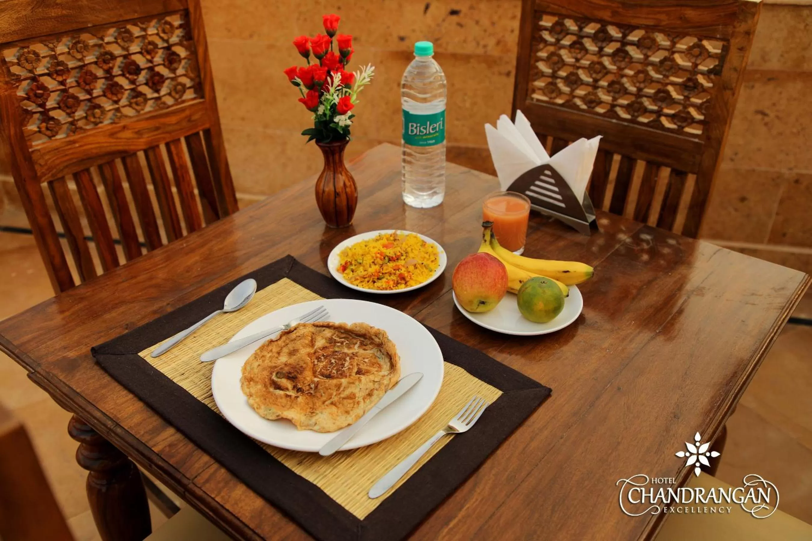 Food and drinks in Treebo Trend Chandrangan Excellency