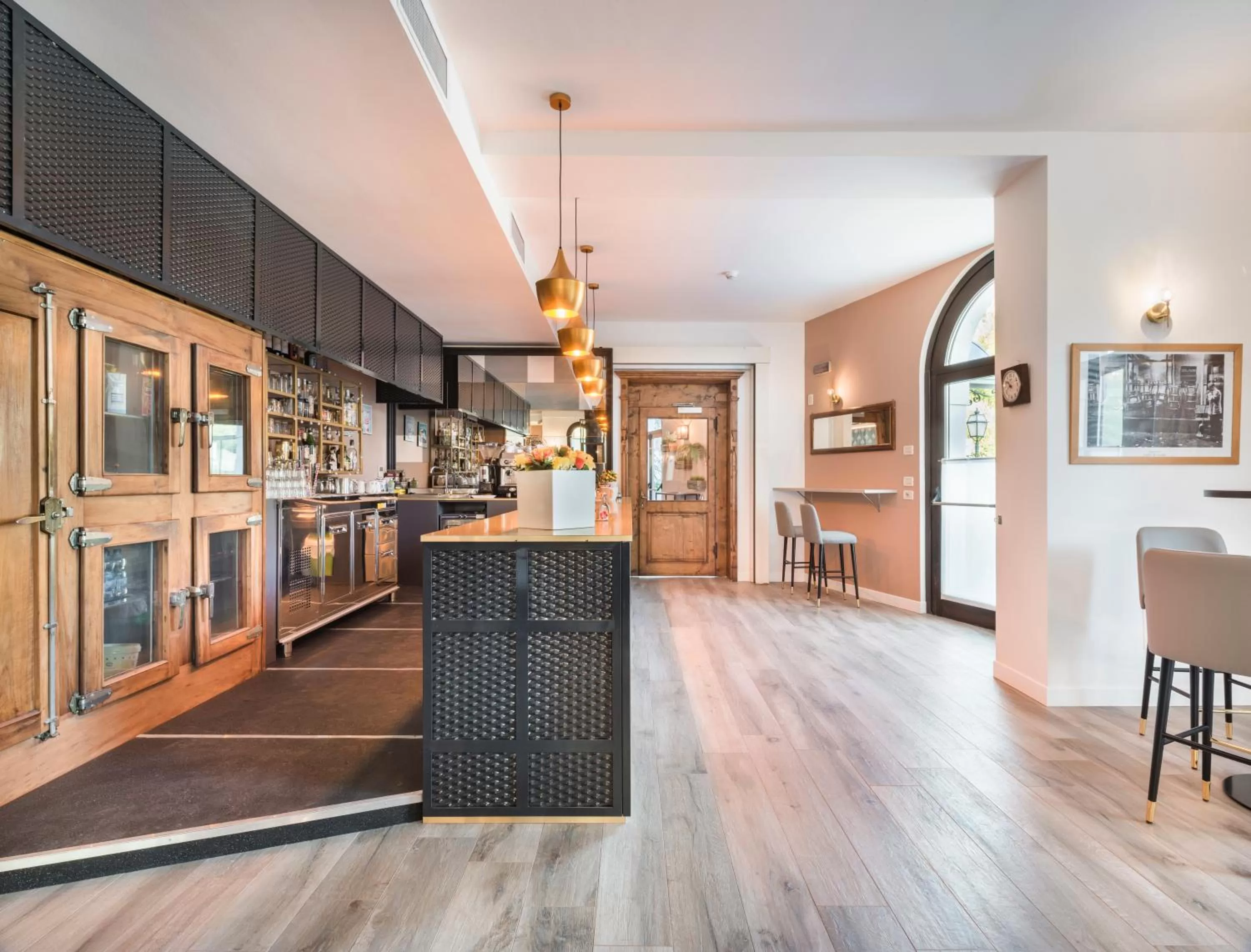 Lounge or bar in Rivalta Life Style Hotel