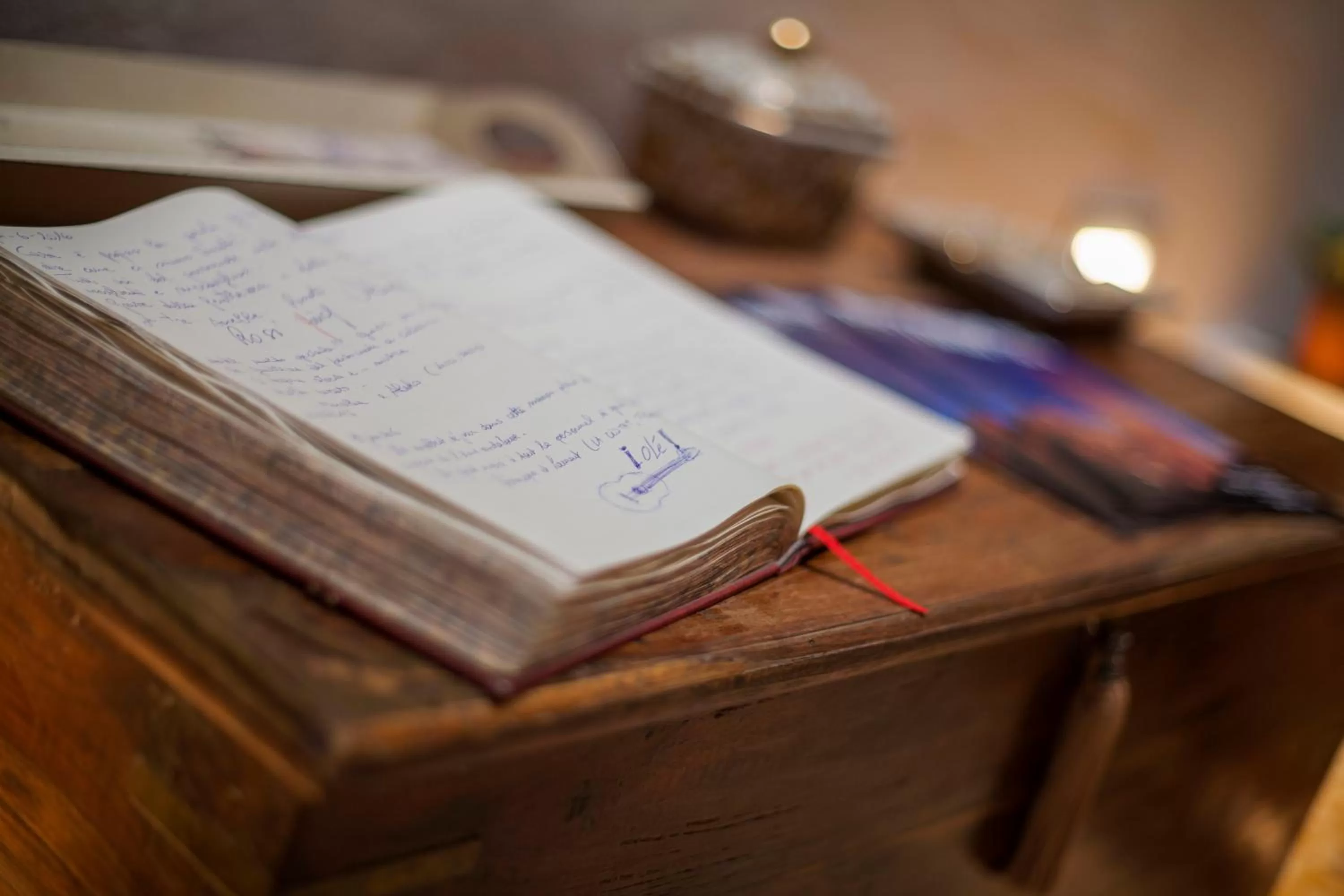 Decorative detail in La Casa del Maestro Boutique