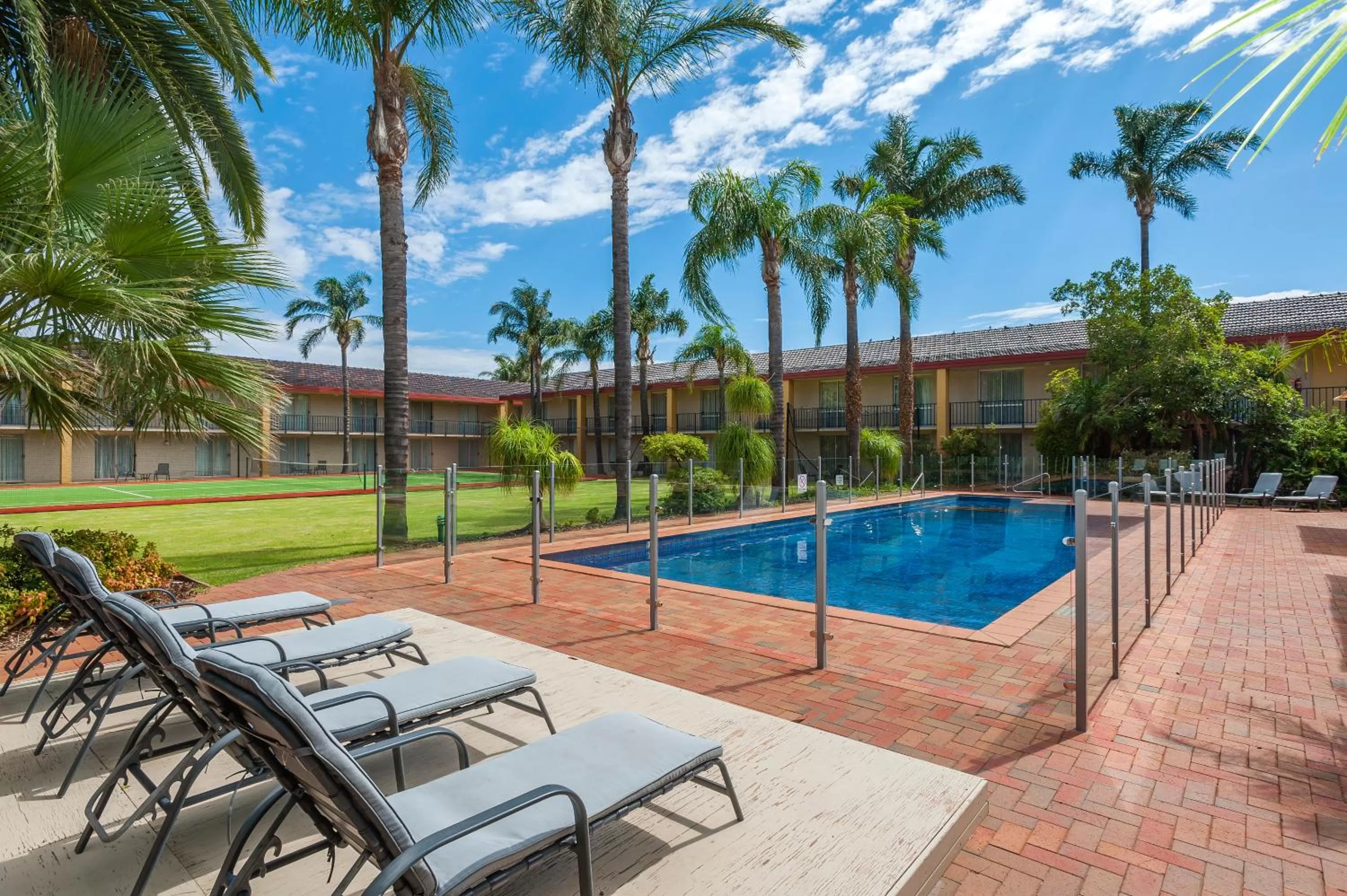 Property building in Mildura Inlander Resort