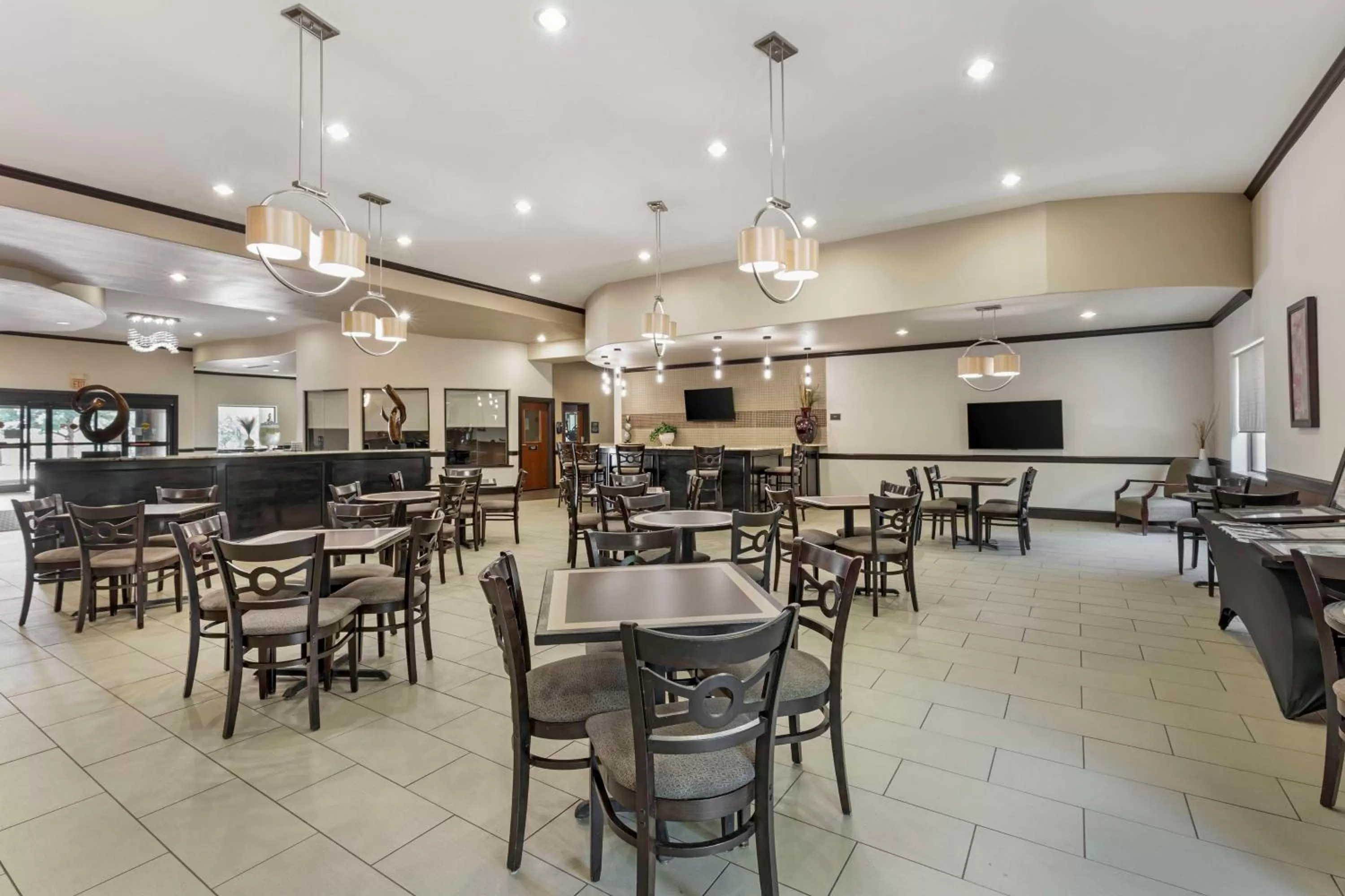 Breakfast in Best Western Plus Texoma Hotel & Suites