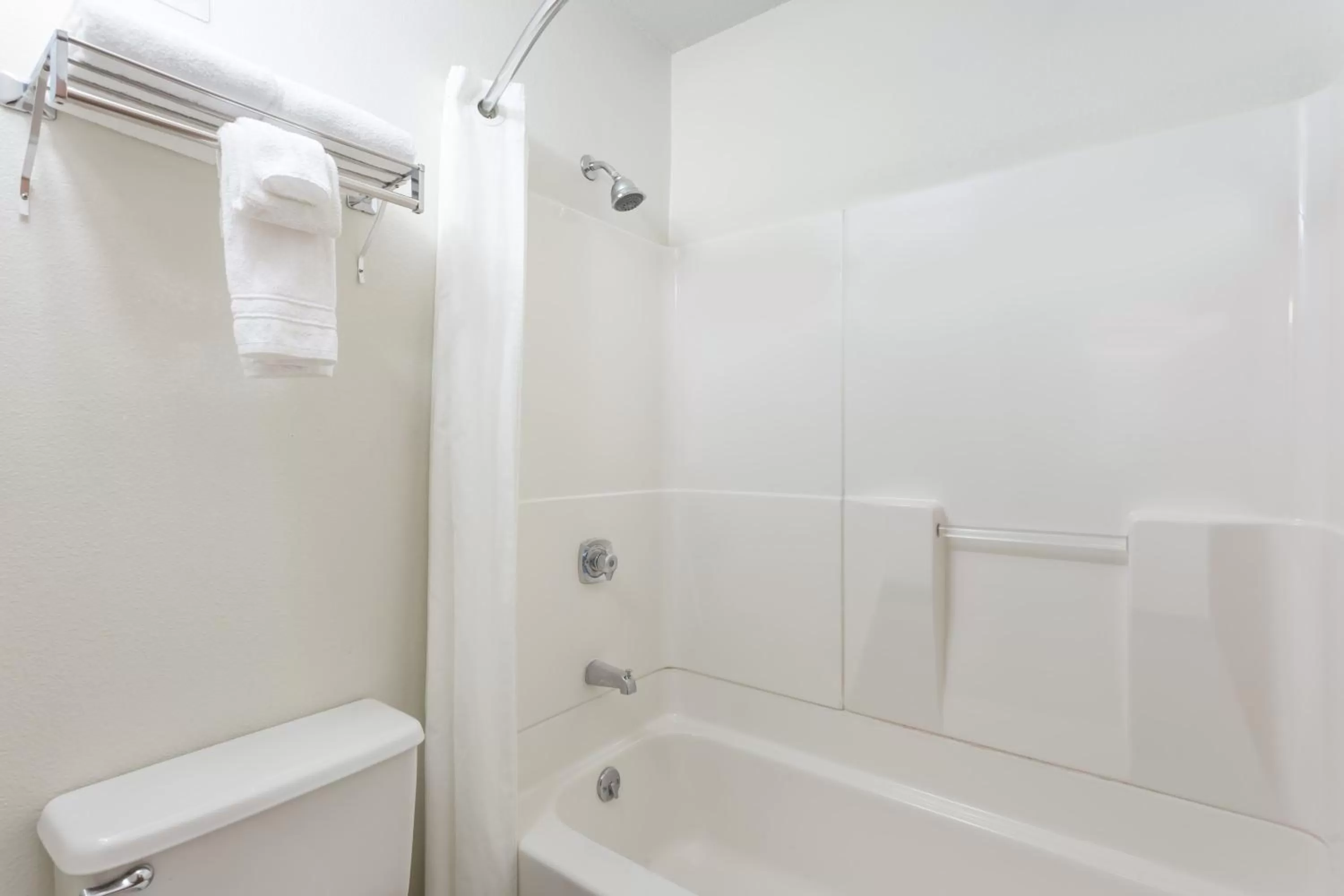 Bathroom in Super 8 by Wyndham Germantown/Milwaukee