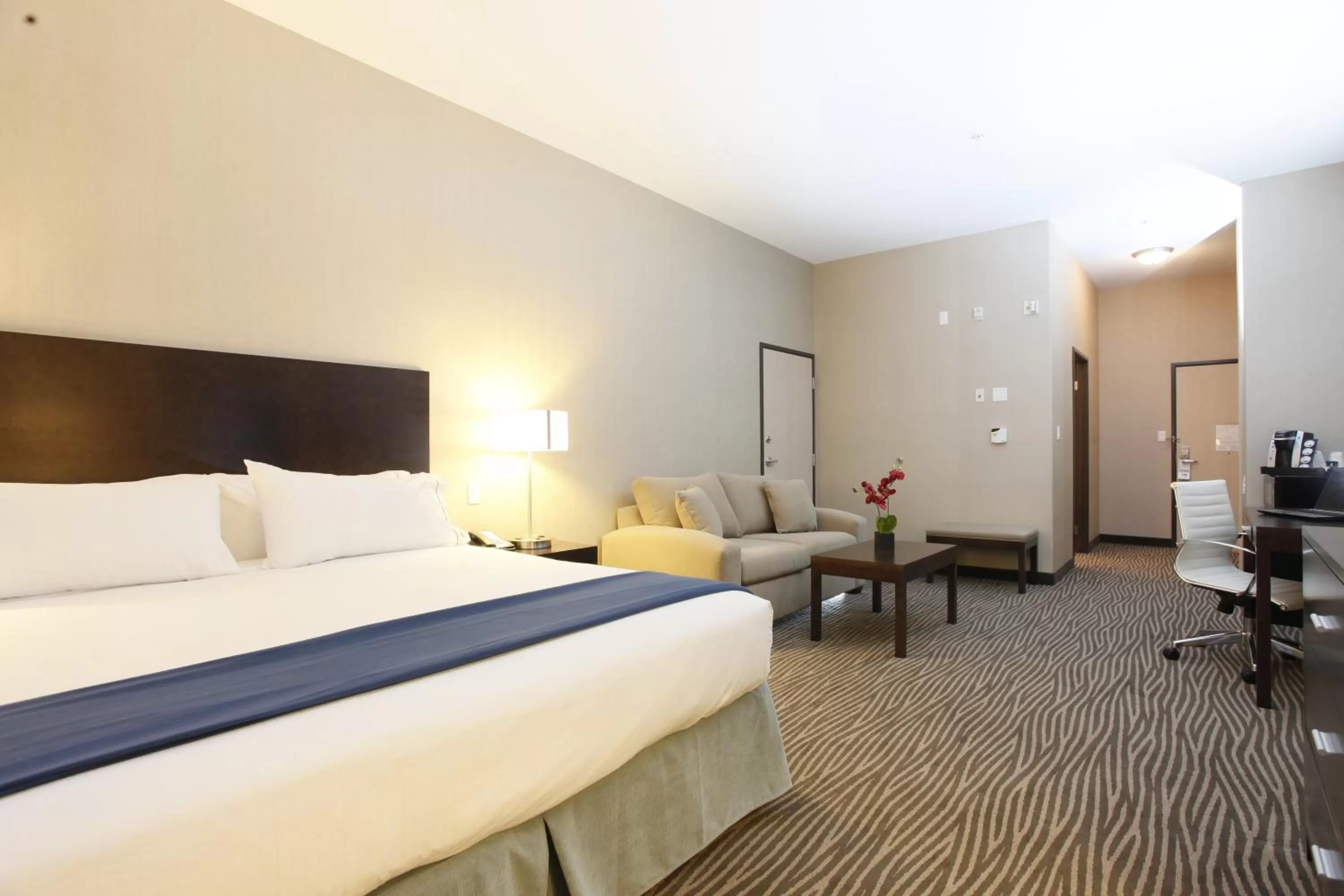 Holiday Inn Express Fort St John by IHG