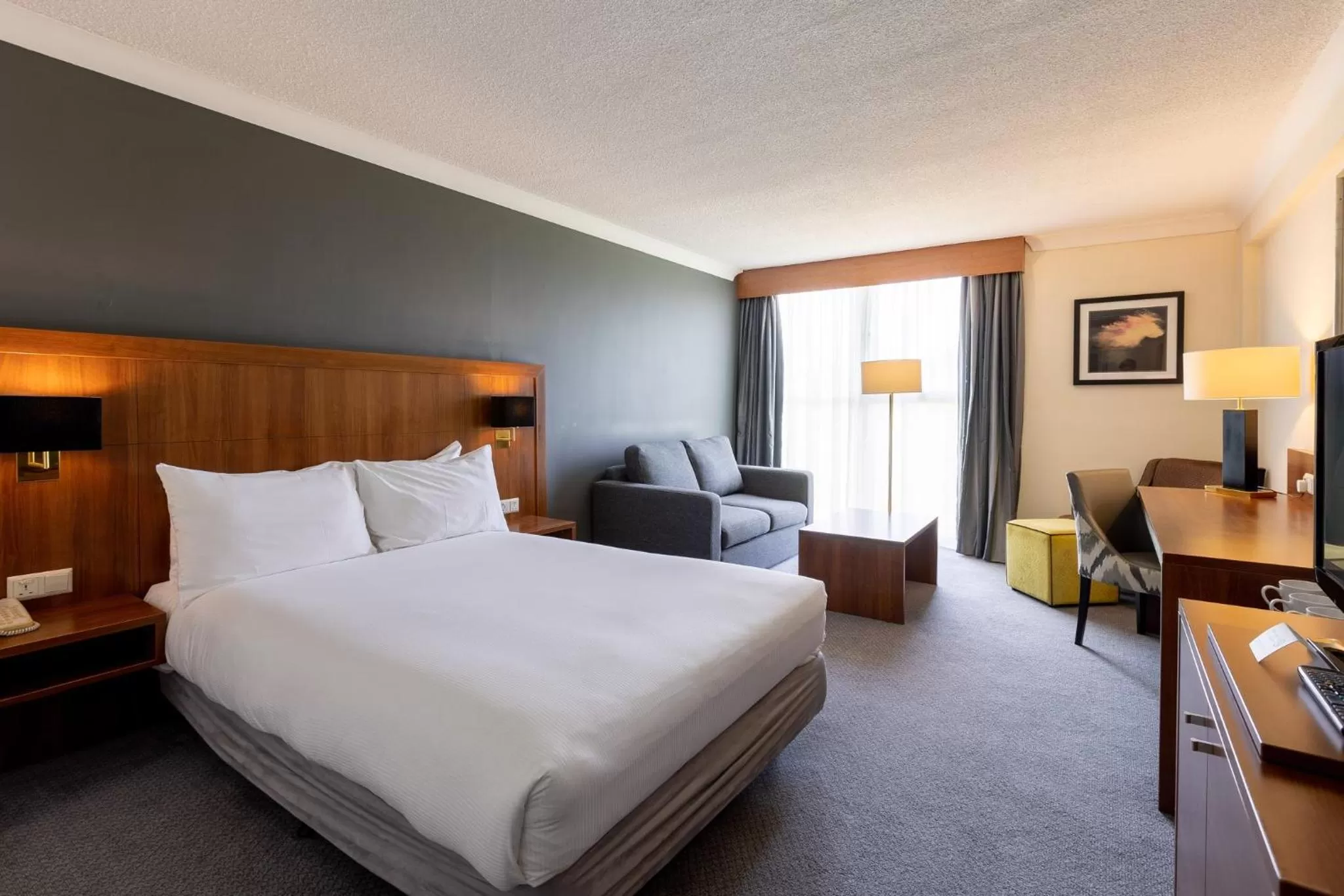 Photo of the whole room, Bed in Holiday Inn Newcastle Gosforth Park by IHG