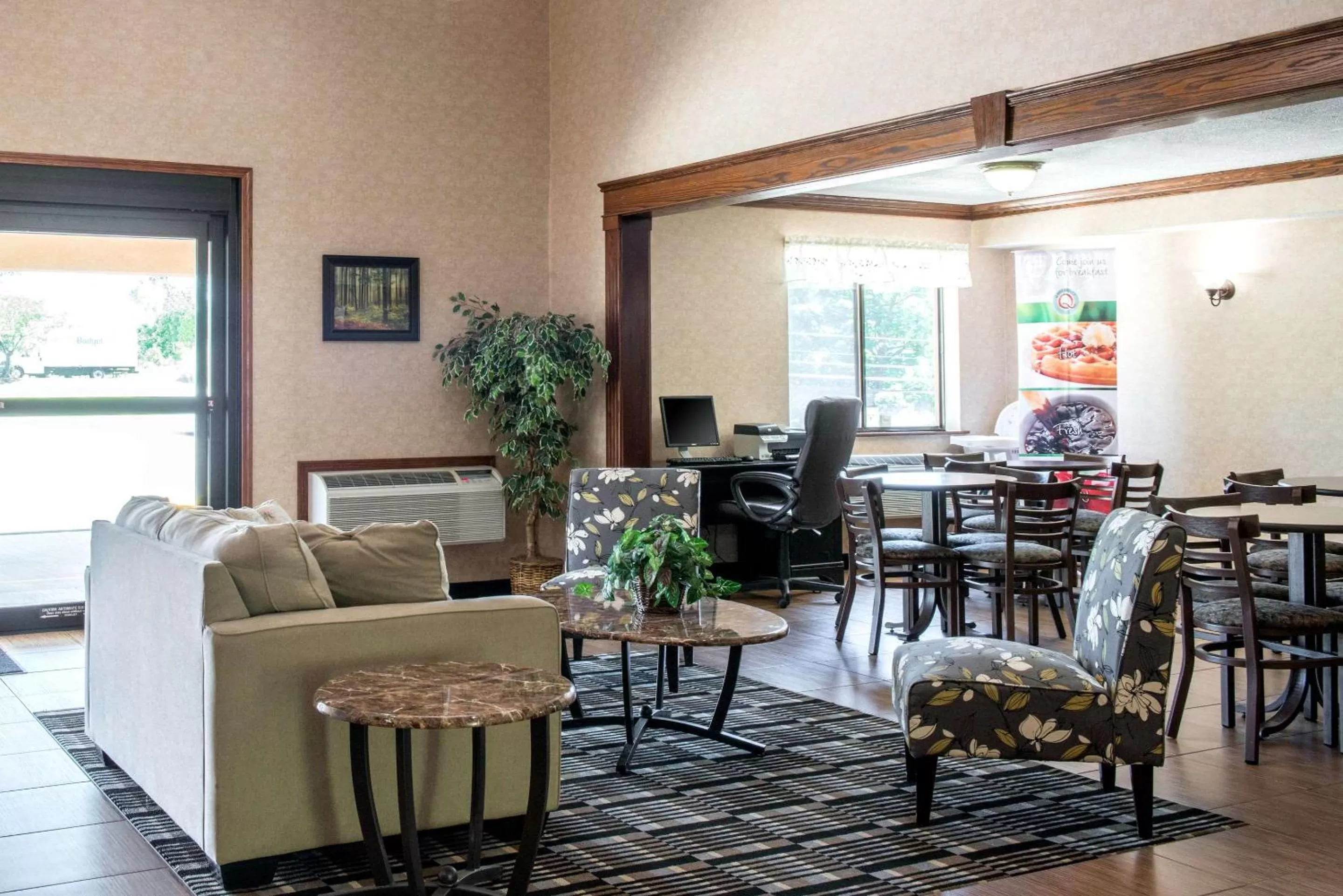 Lobby or reception in Quality Inn Meadville