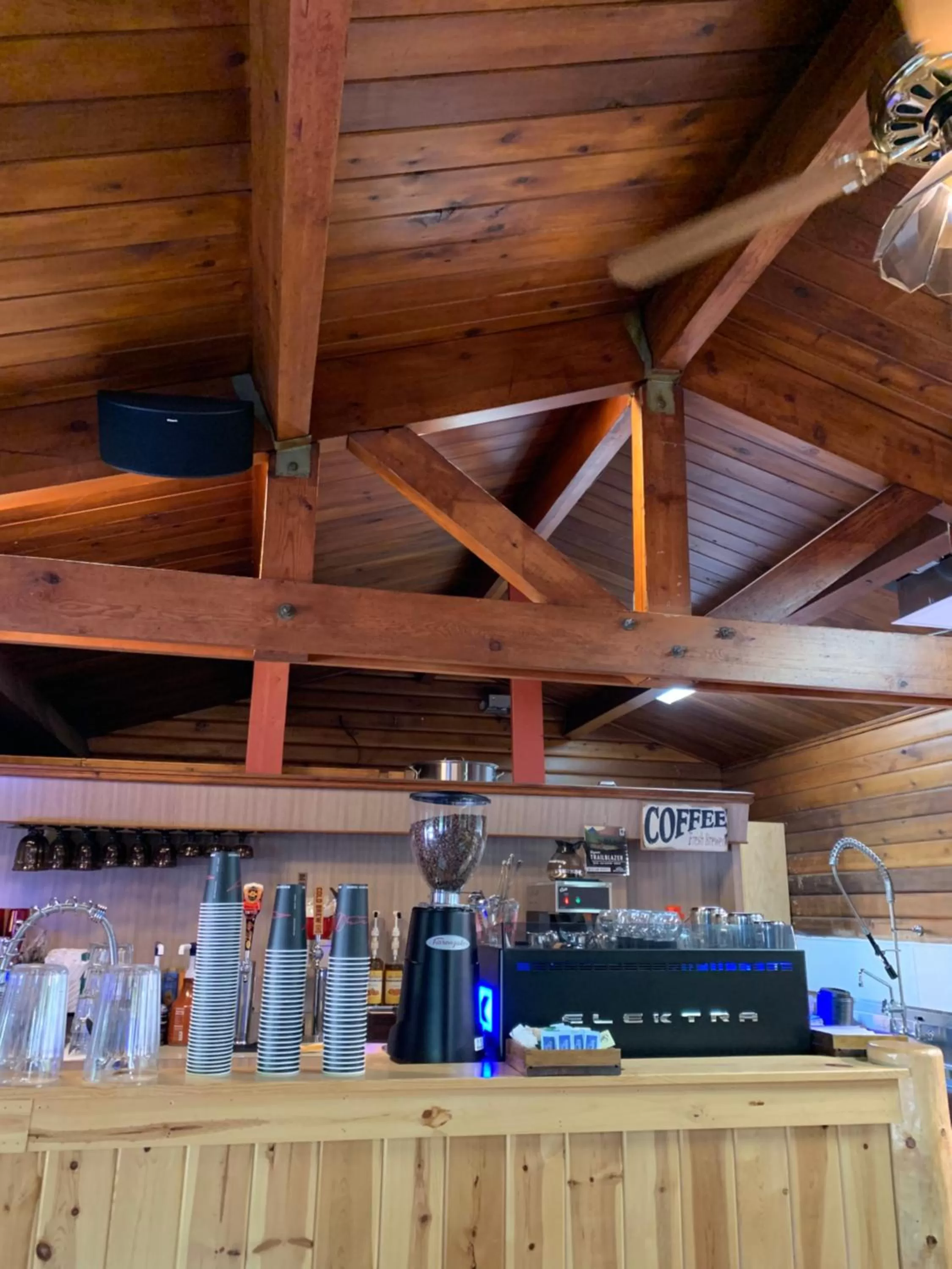 Coffee/tea facilities in Glacier Haven Inn