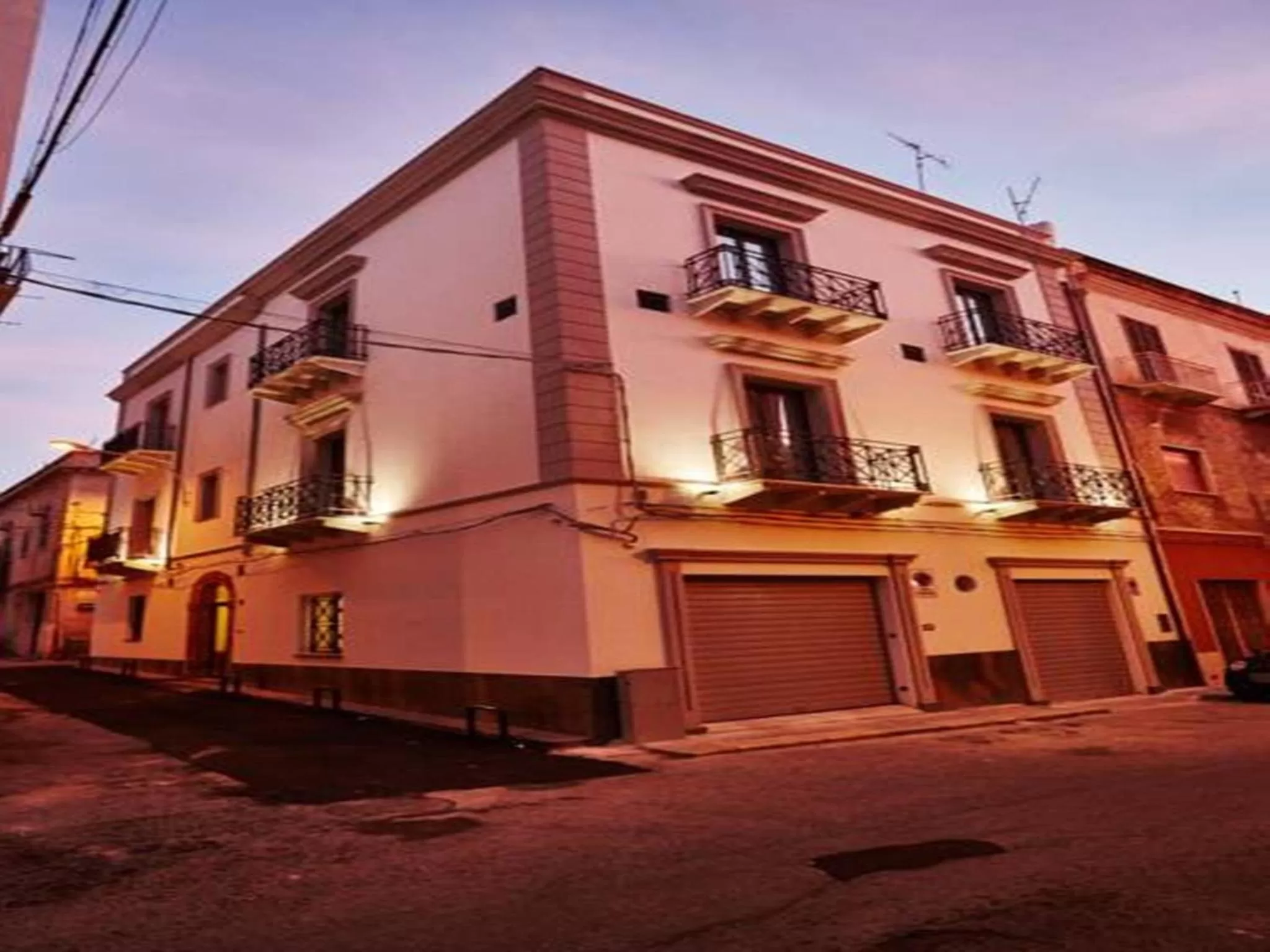 Property building in Il Vecchio Marsala