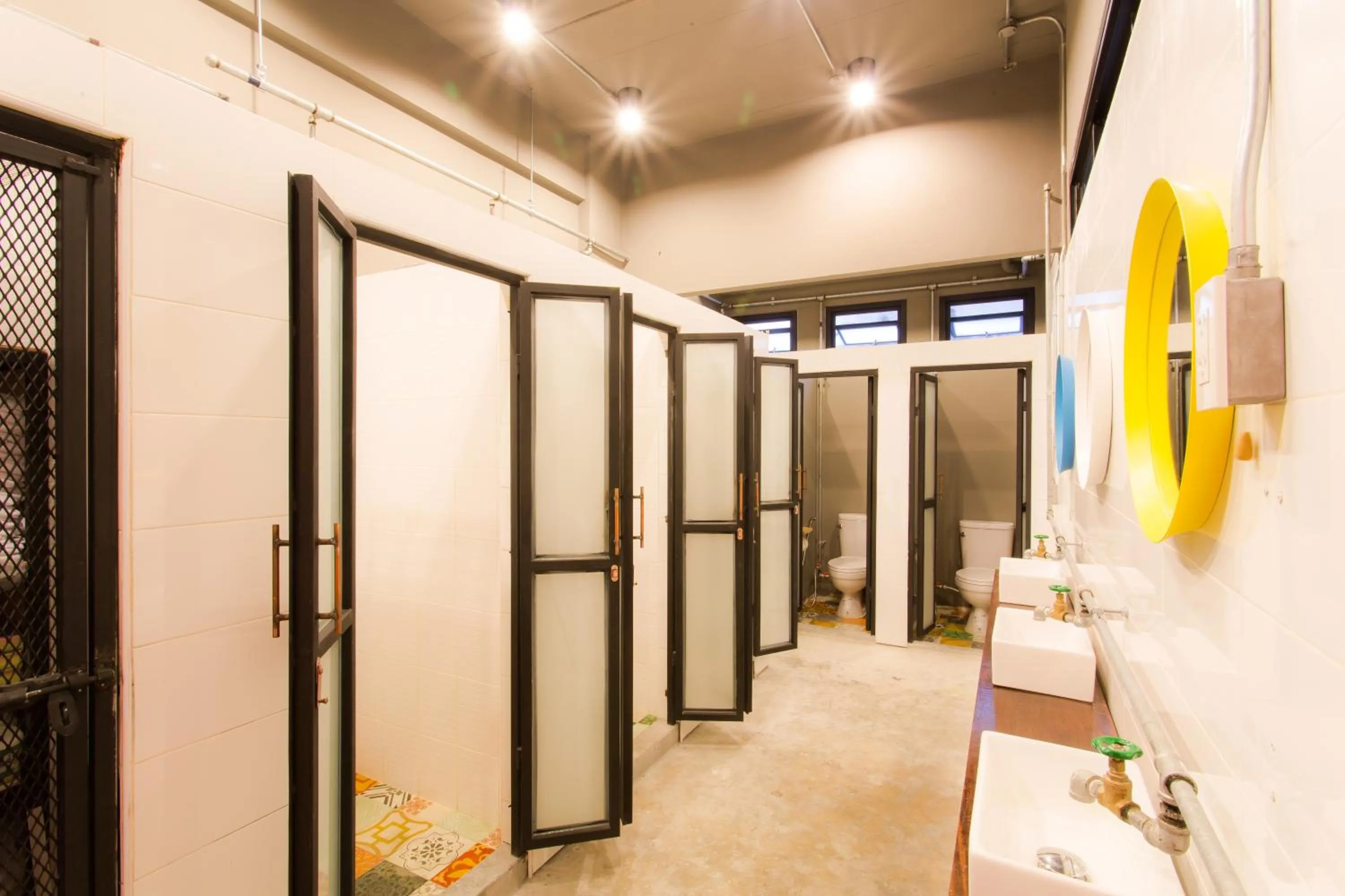 Shower in Bloo Hostel