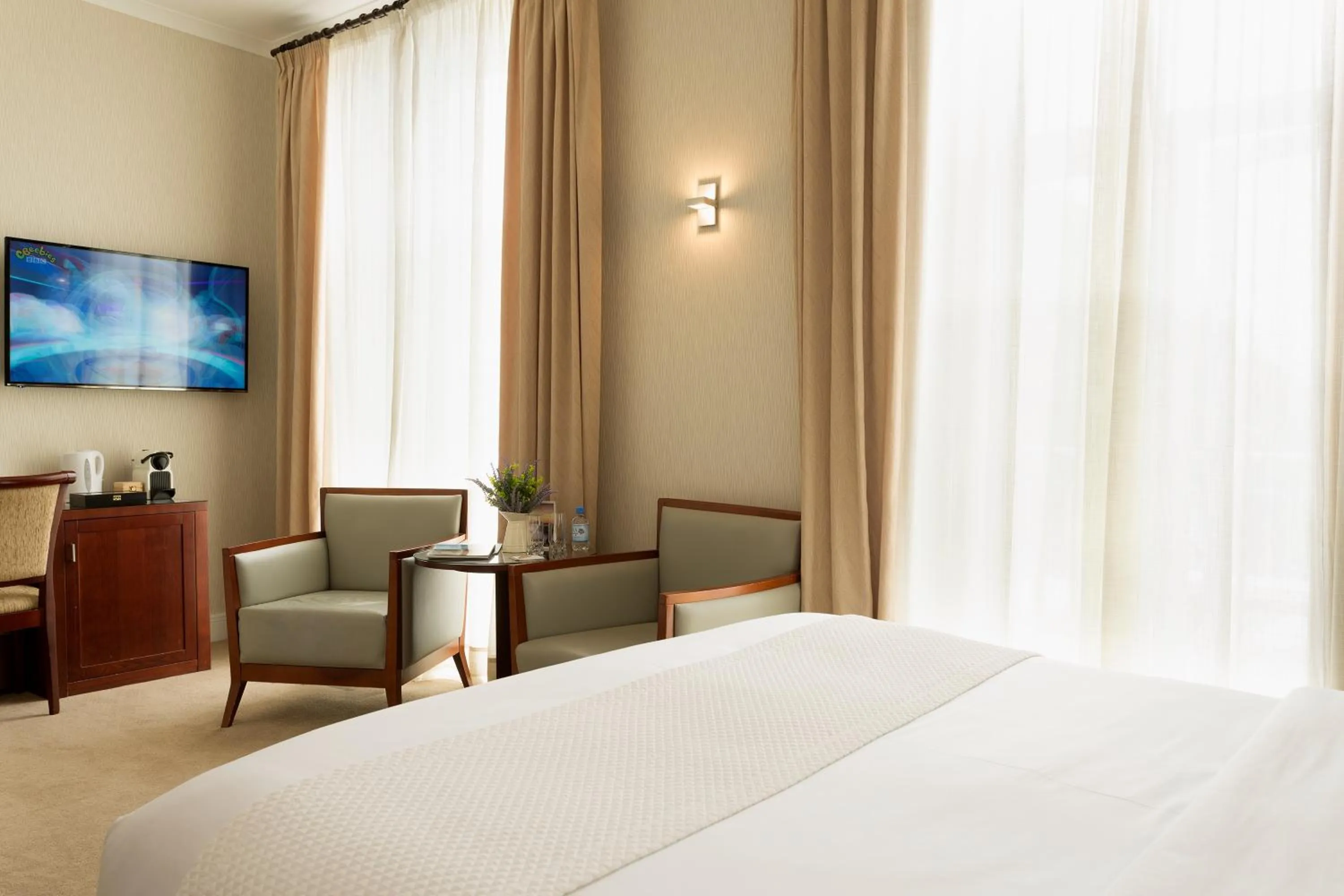 Bed in The Savoy Jersey