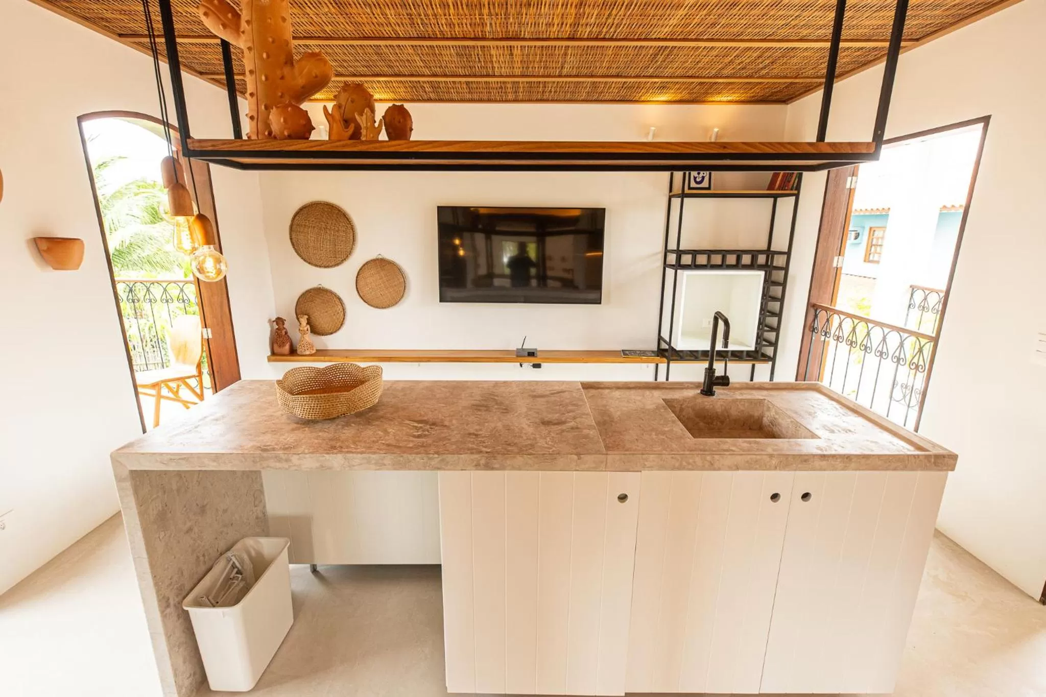 Living room, Kitchen/Kitchenette in Villa Canziani & Donato