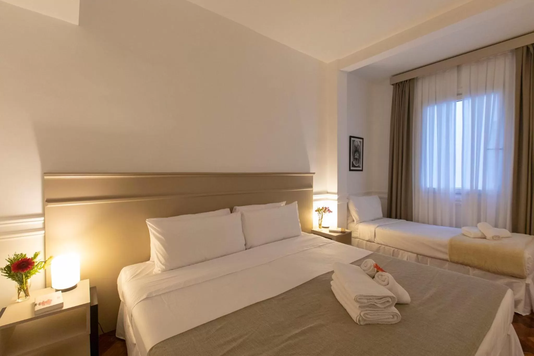 Photo of the whole room, Bed in El Misti Hotel Buenos Aires Centro