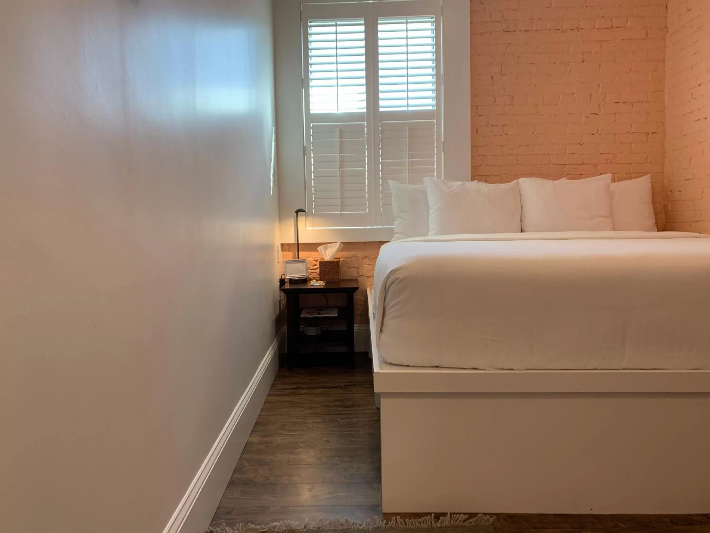 Bed in The Cabot Lodge