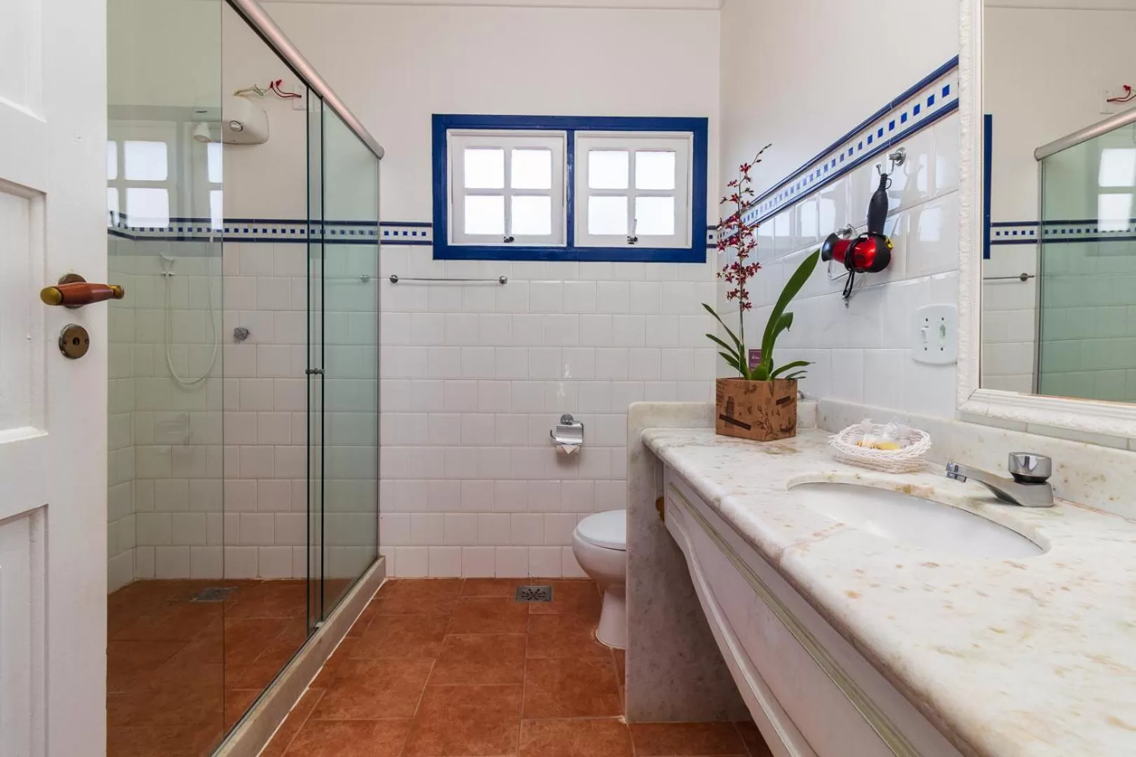 Bathroom in Pousada Corsario Paraty