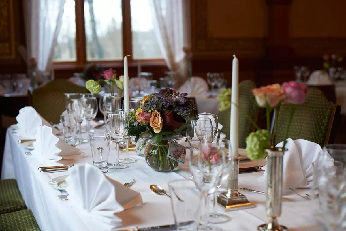 Restaurant/places to eat in Sjømilitære Samfund