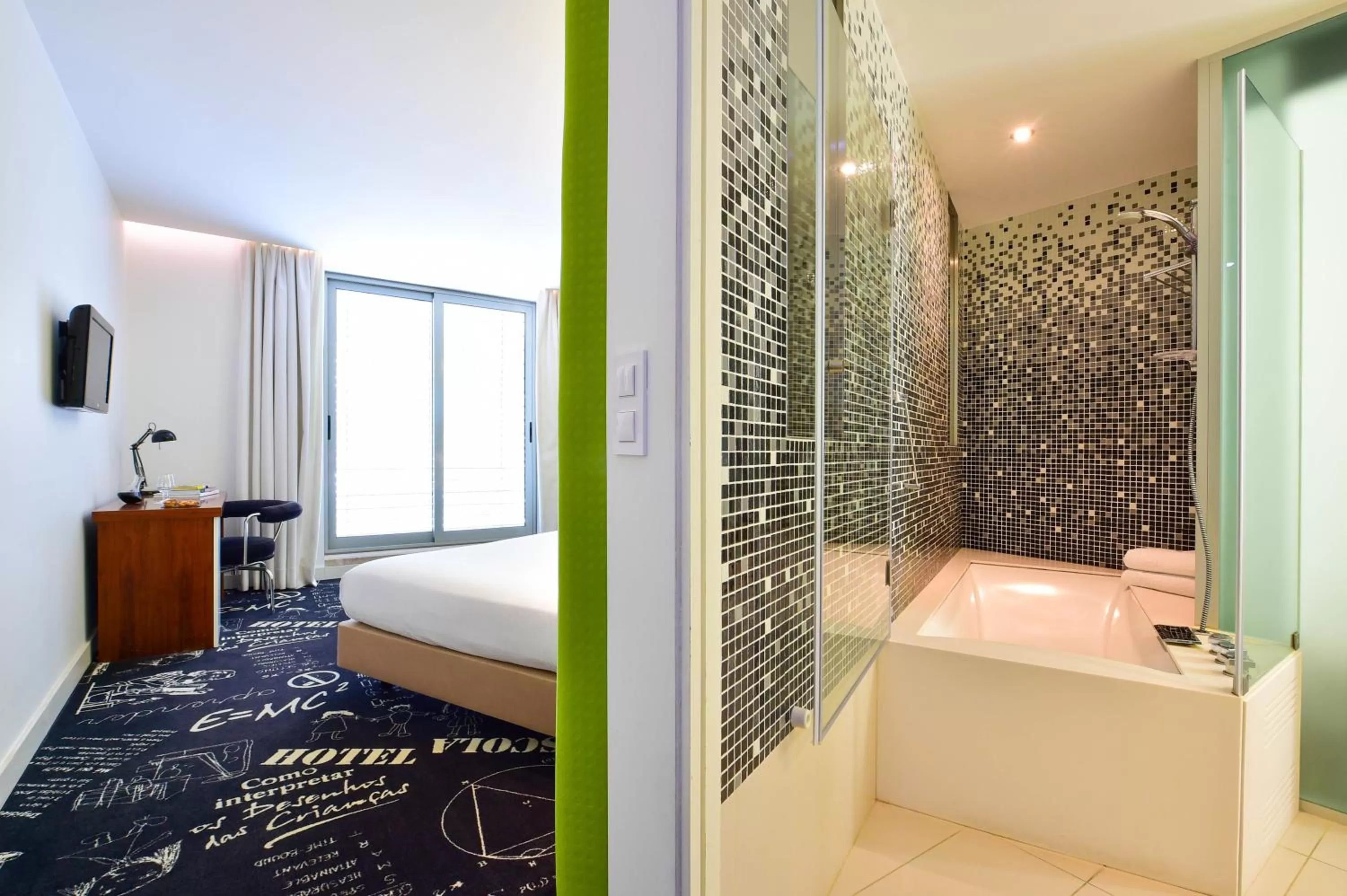 Bathroom in Hotel da Estrela - by Unlock Hotels