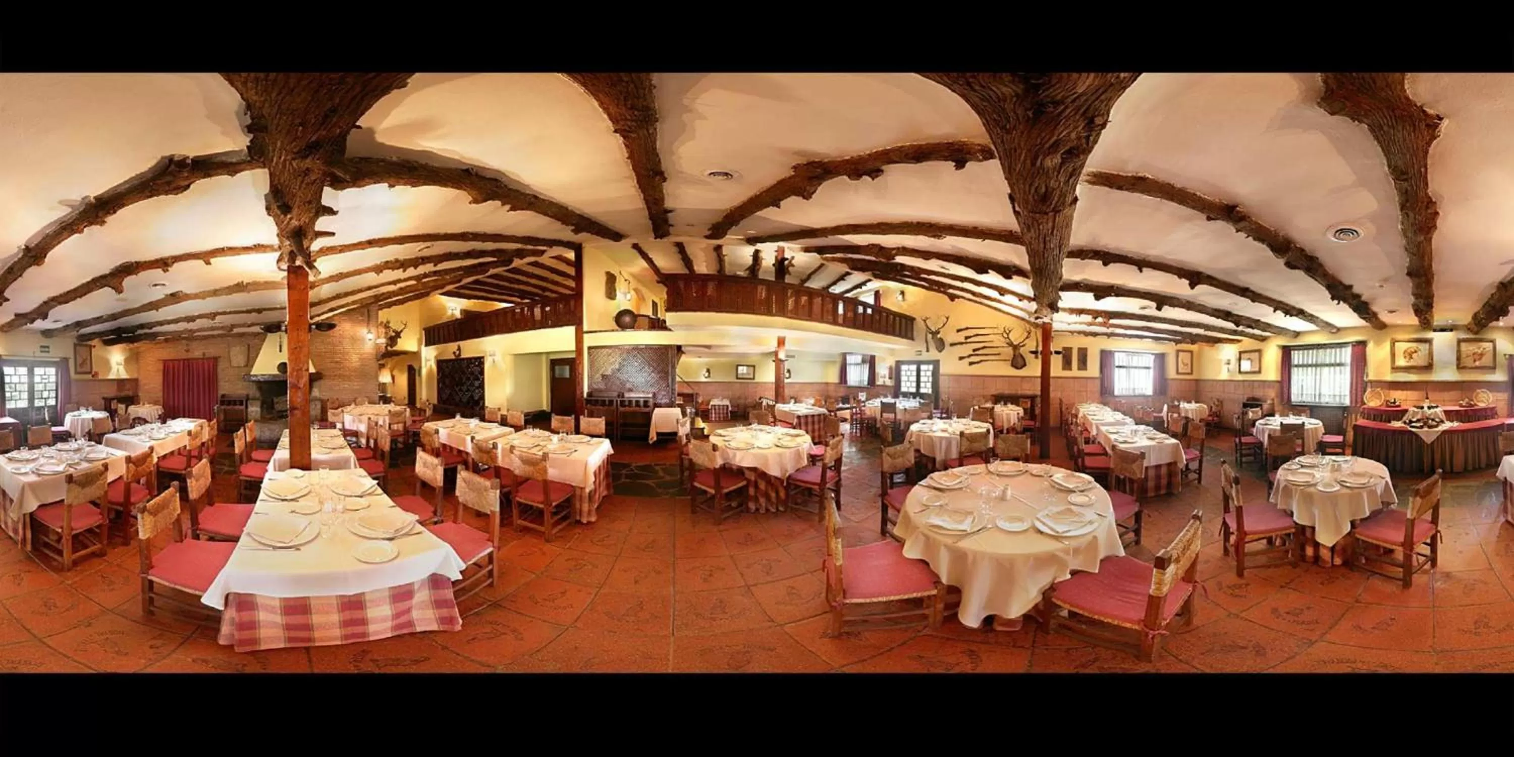Restaurant/places to eat in Hotel la Perdiz
