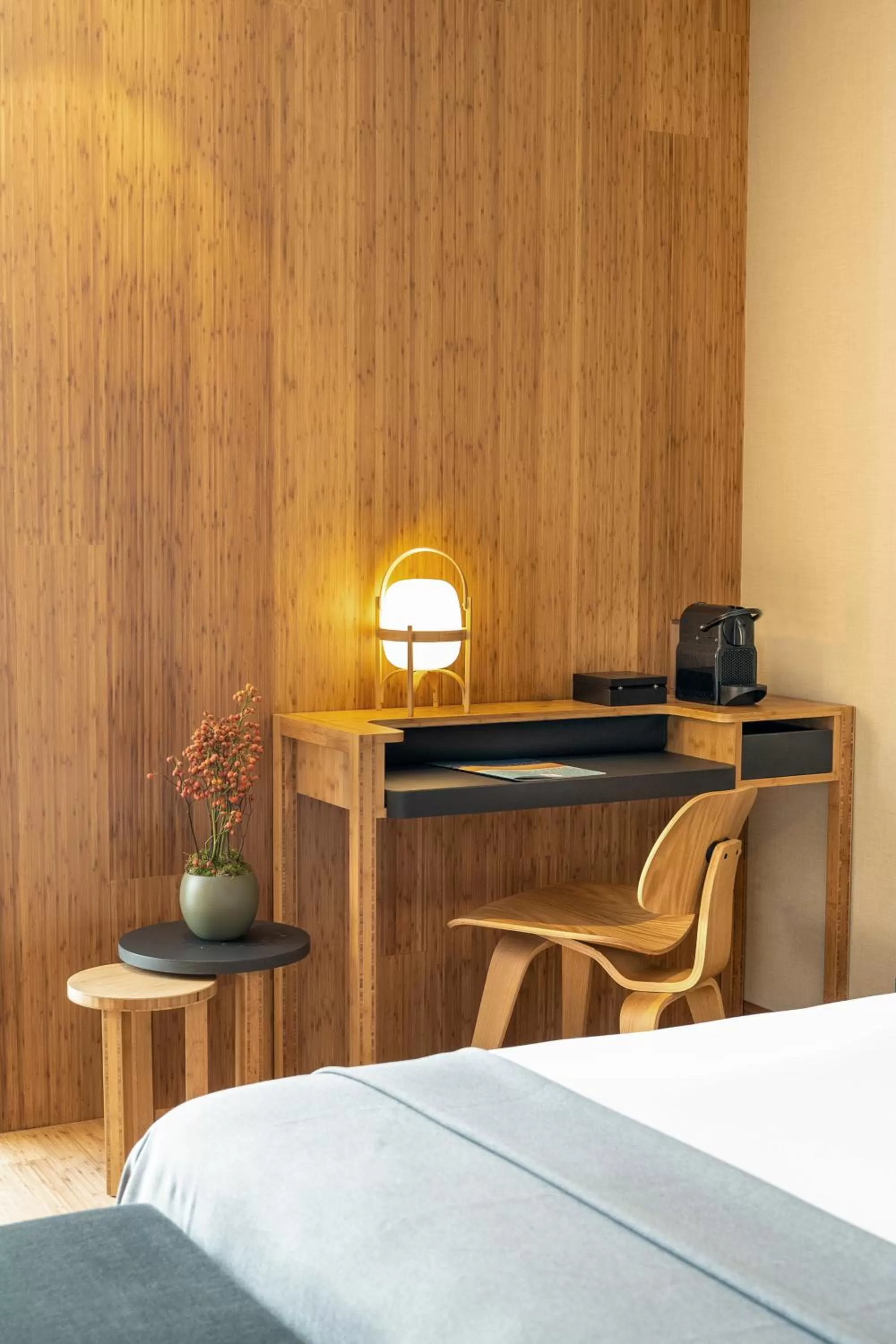 Photo of the whole room, Bed in Ocean Drive Barcelona